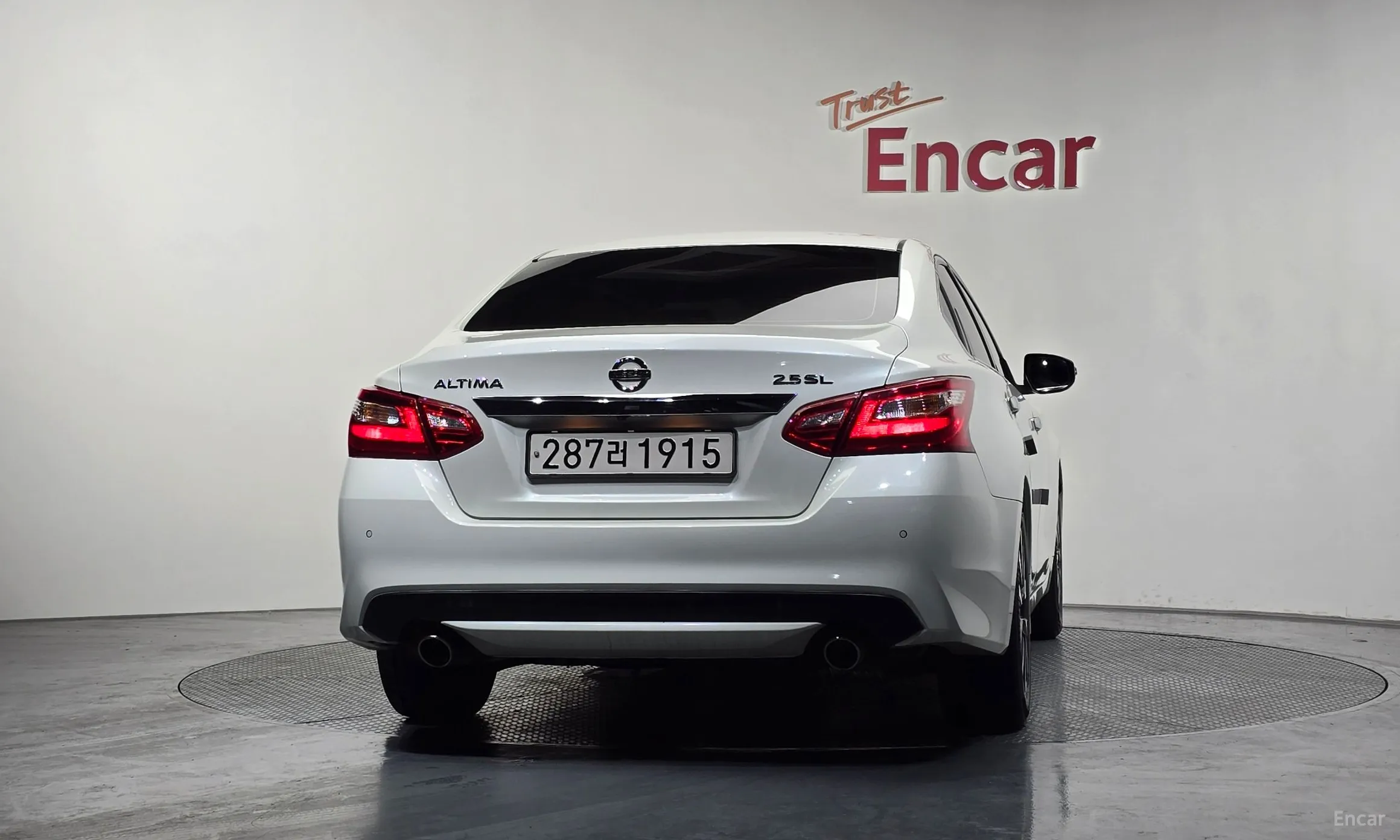 Nissan Altima превью 4