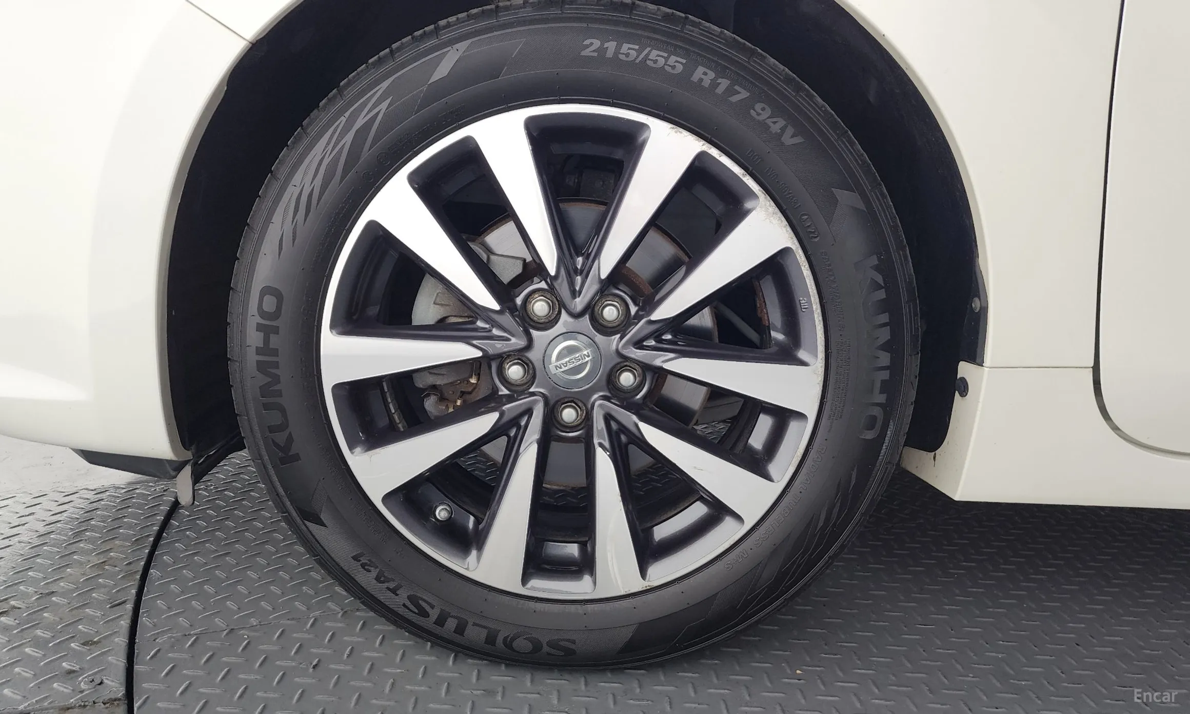 Nissan Altima превью 5