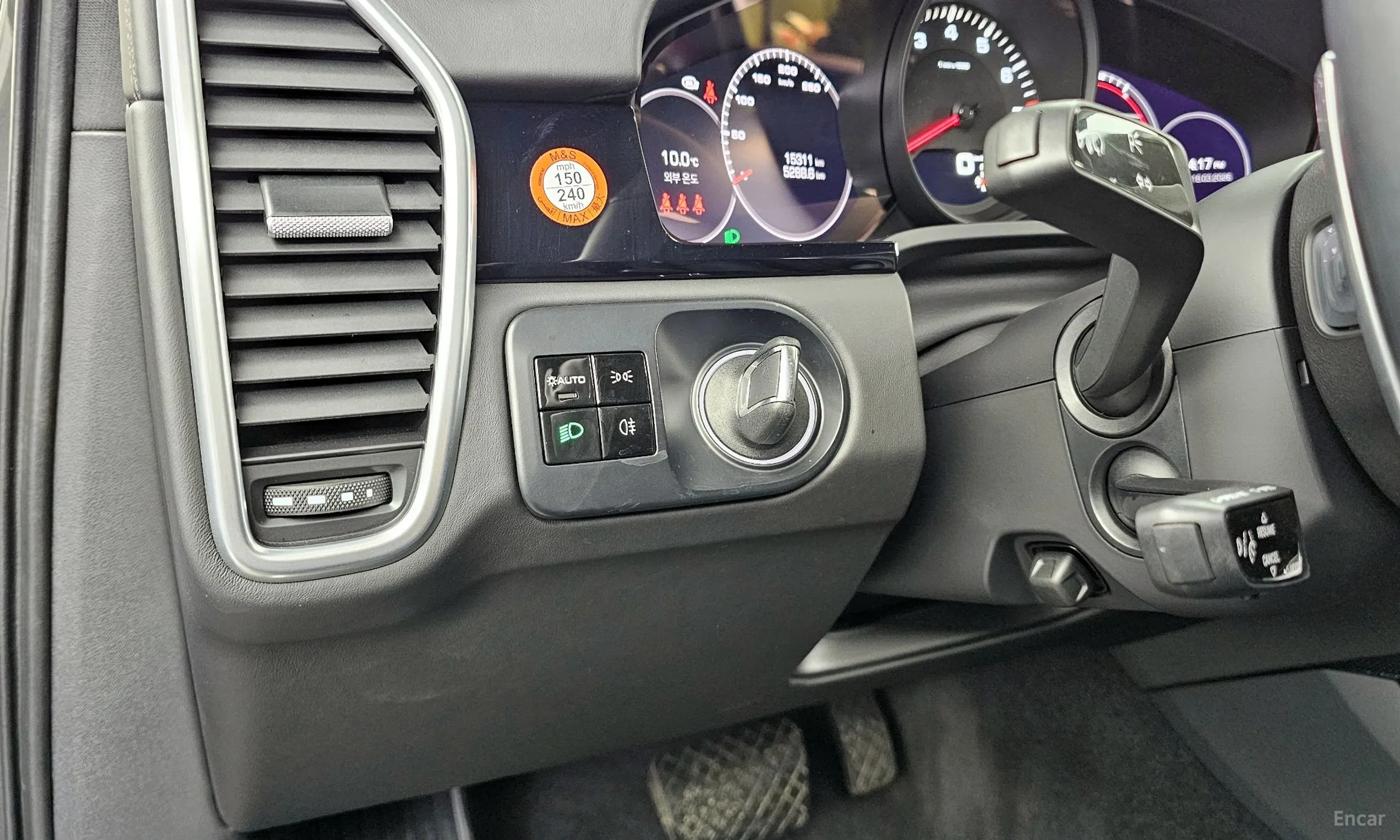 Porsche Cayenne (PO536) превью 16