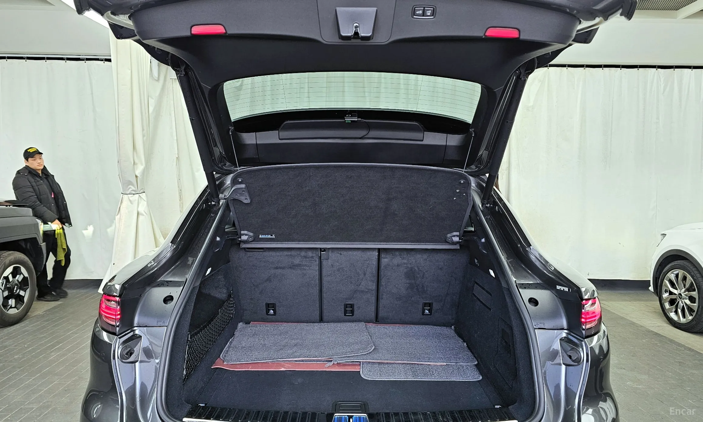 Porsche Cayenne (PO536) превью 20