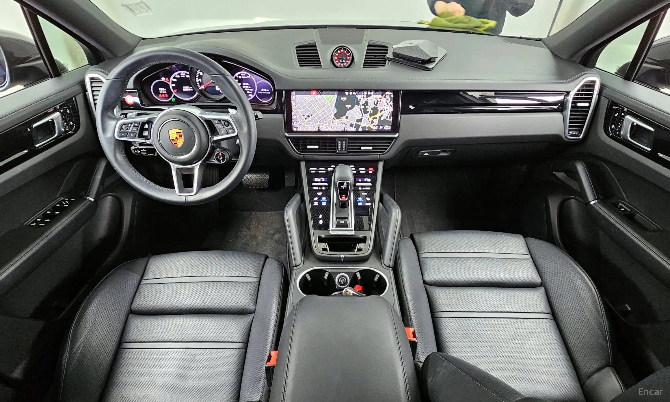 Porsche Cayenne (PO536) превью 7