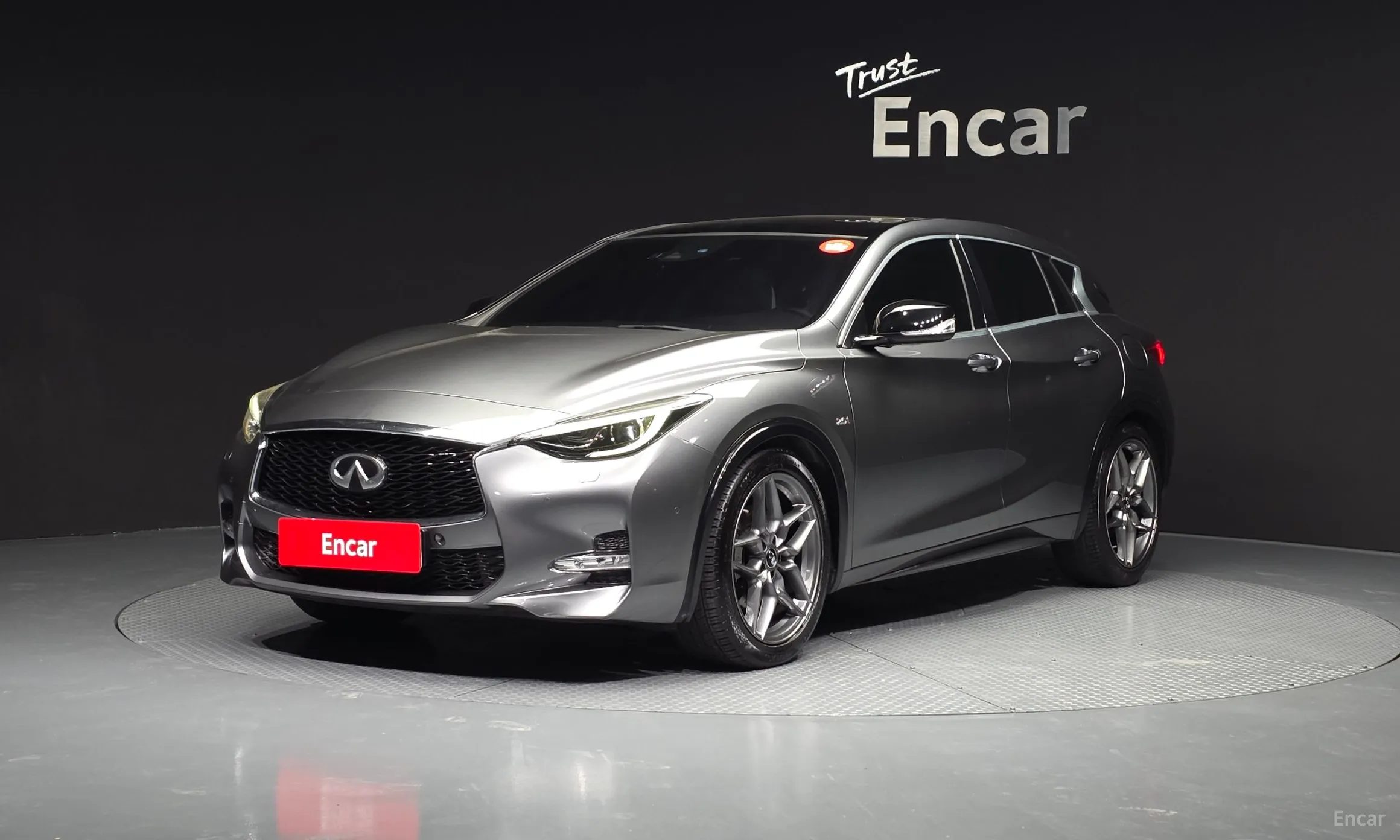 Q30
