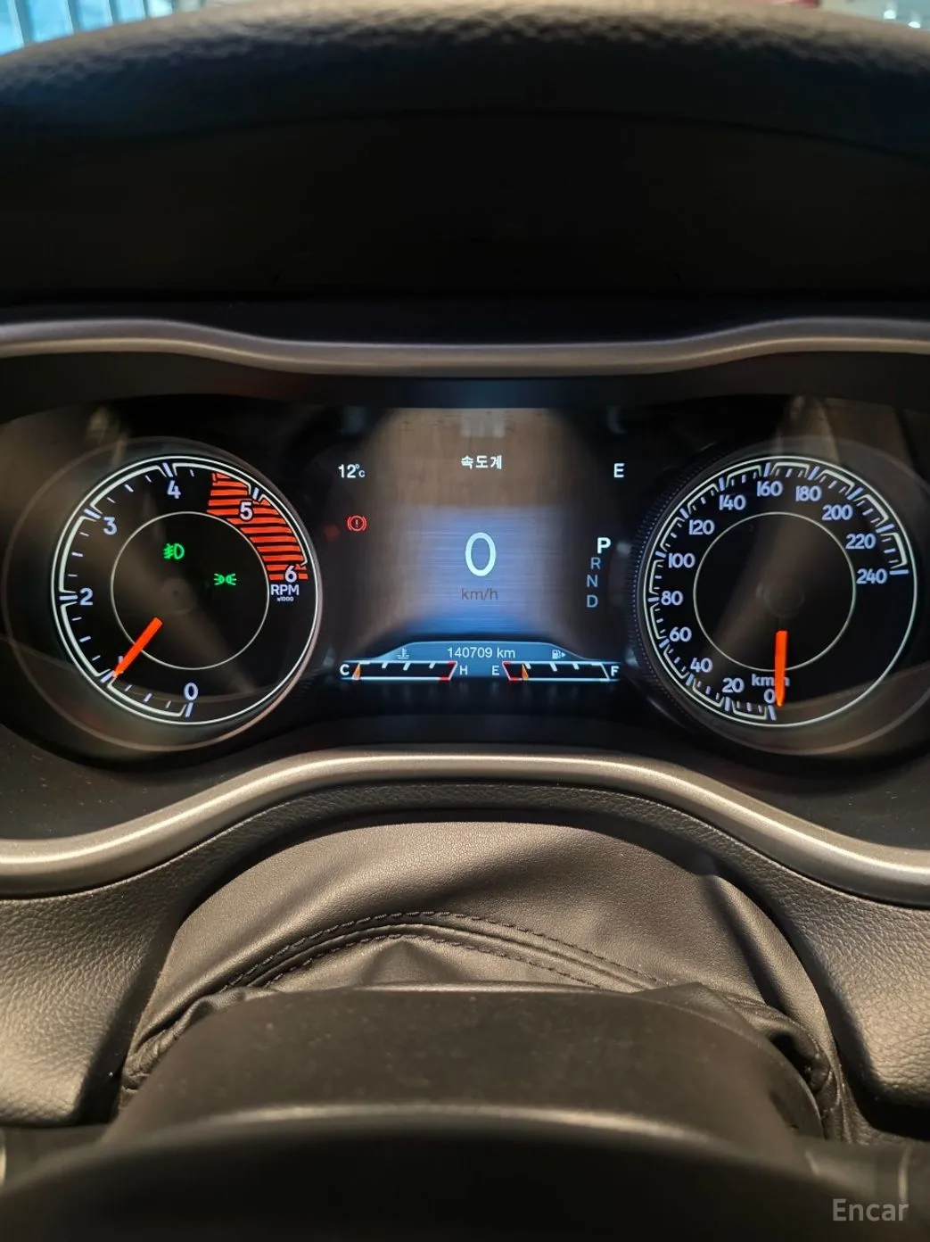 Jeep Cherokee (KL) превью 11