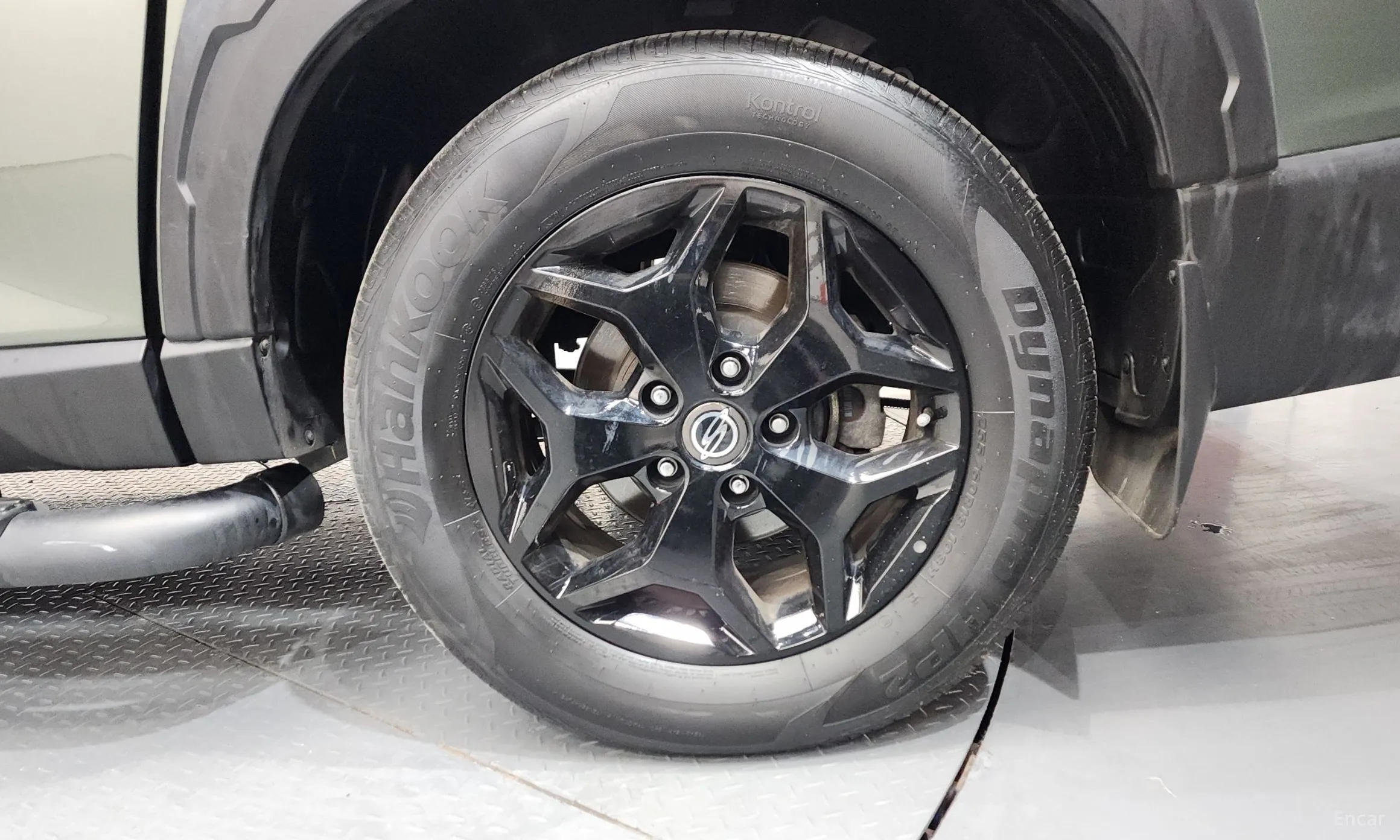 KG Mobility (SsangYong) Rexton Sports превью 5
