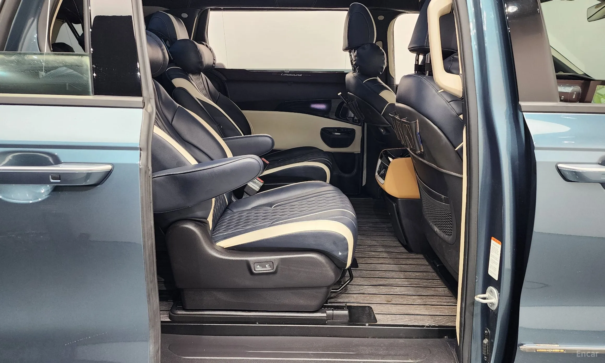 Kia Carnival Gen 4 превью 12
