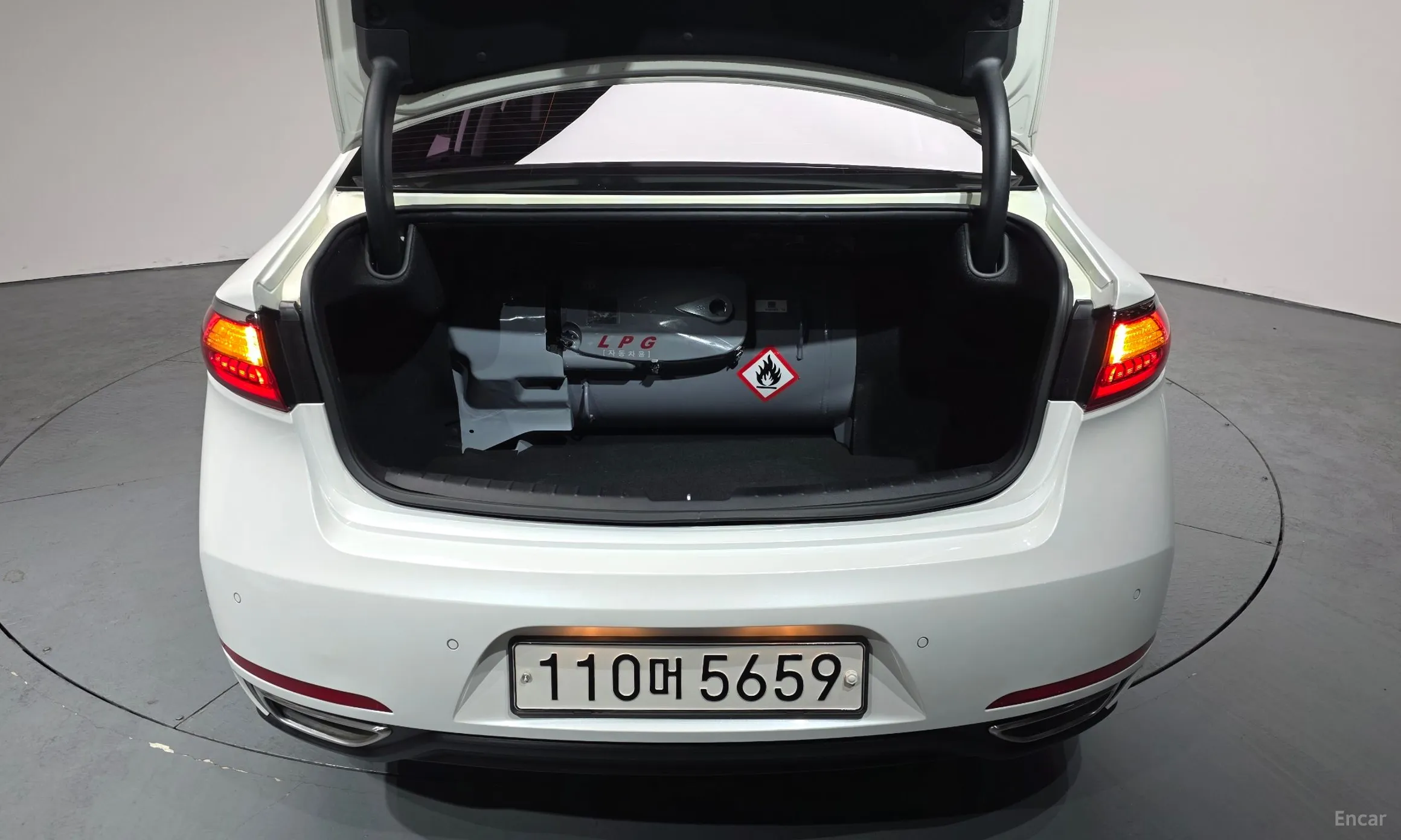 Kia K7 превью 20