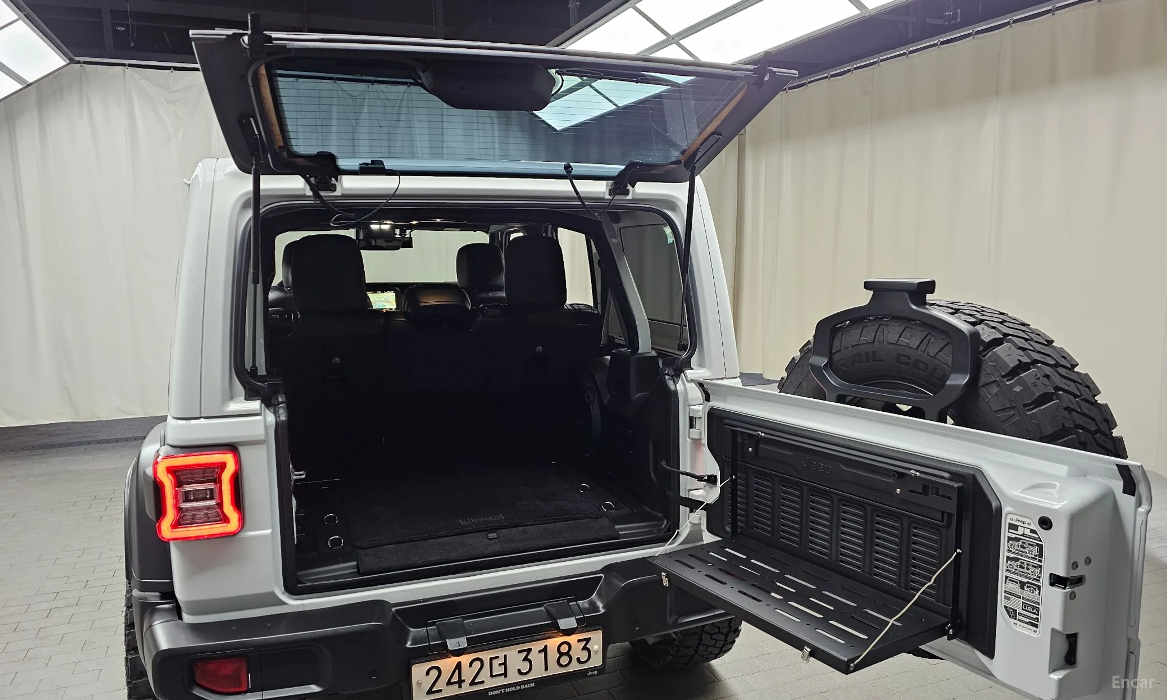 Jeep Wrangler (JL) превью 20