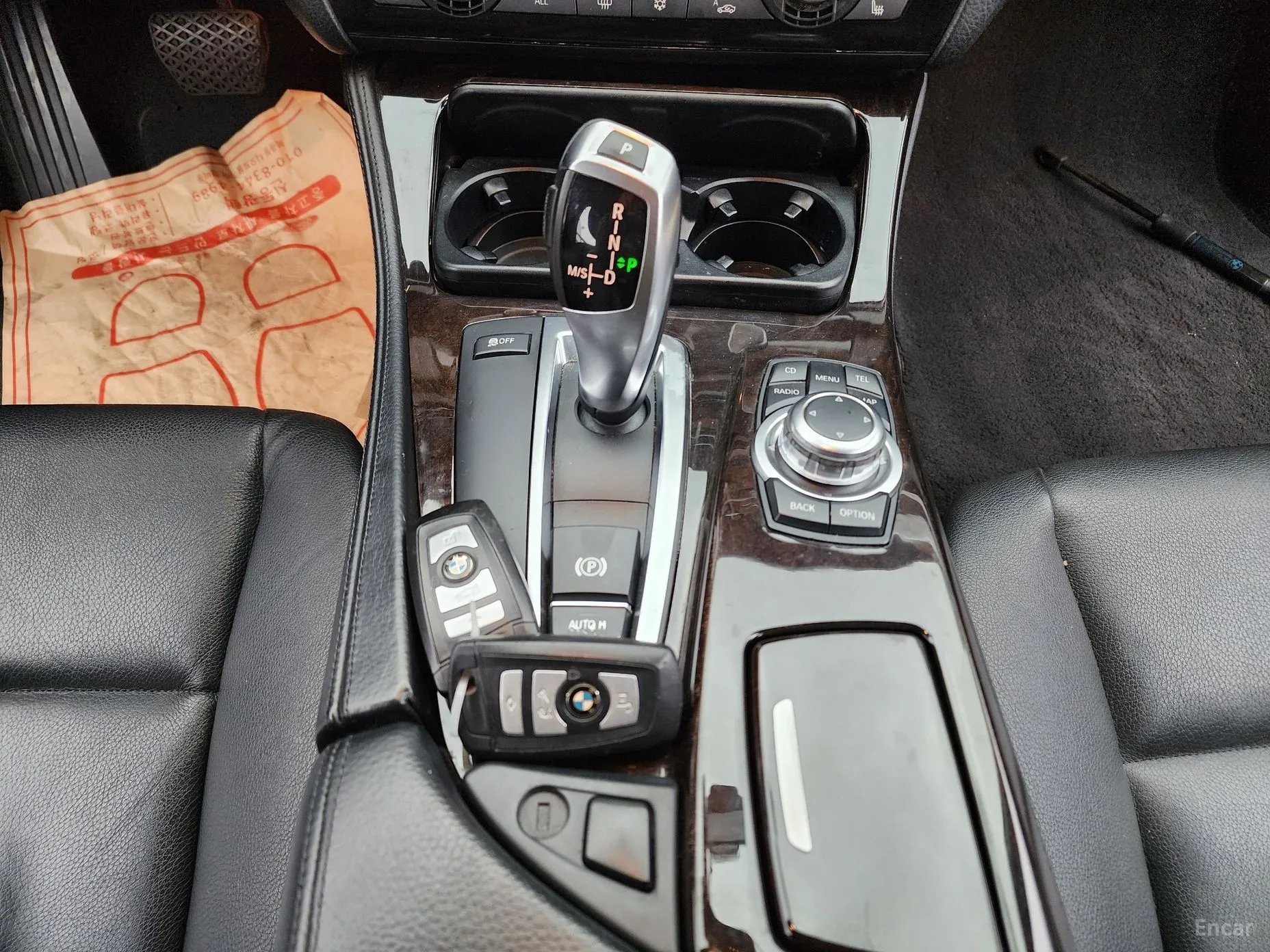 BMW 5 Series (F10) превью 12