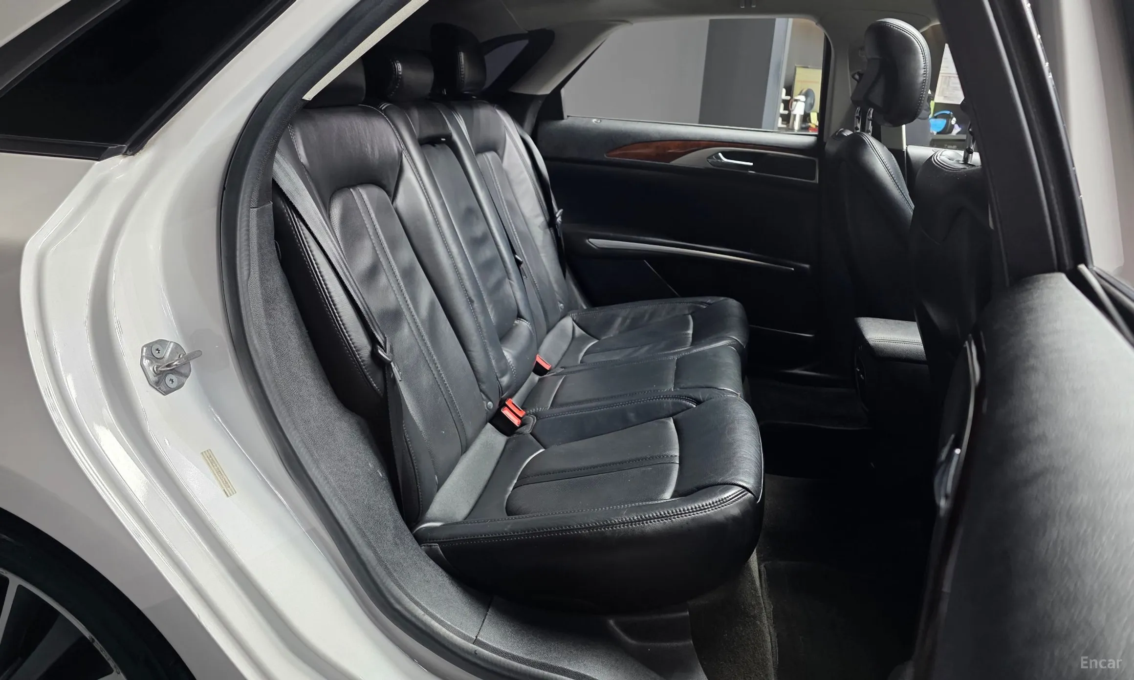 Lincoln New MKZ превью 12