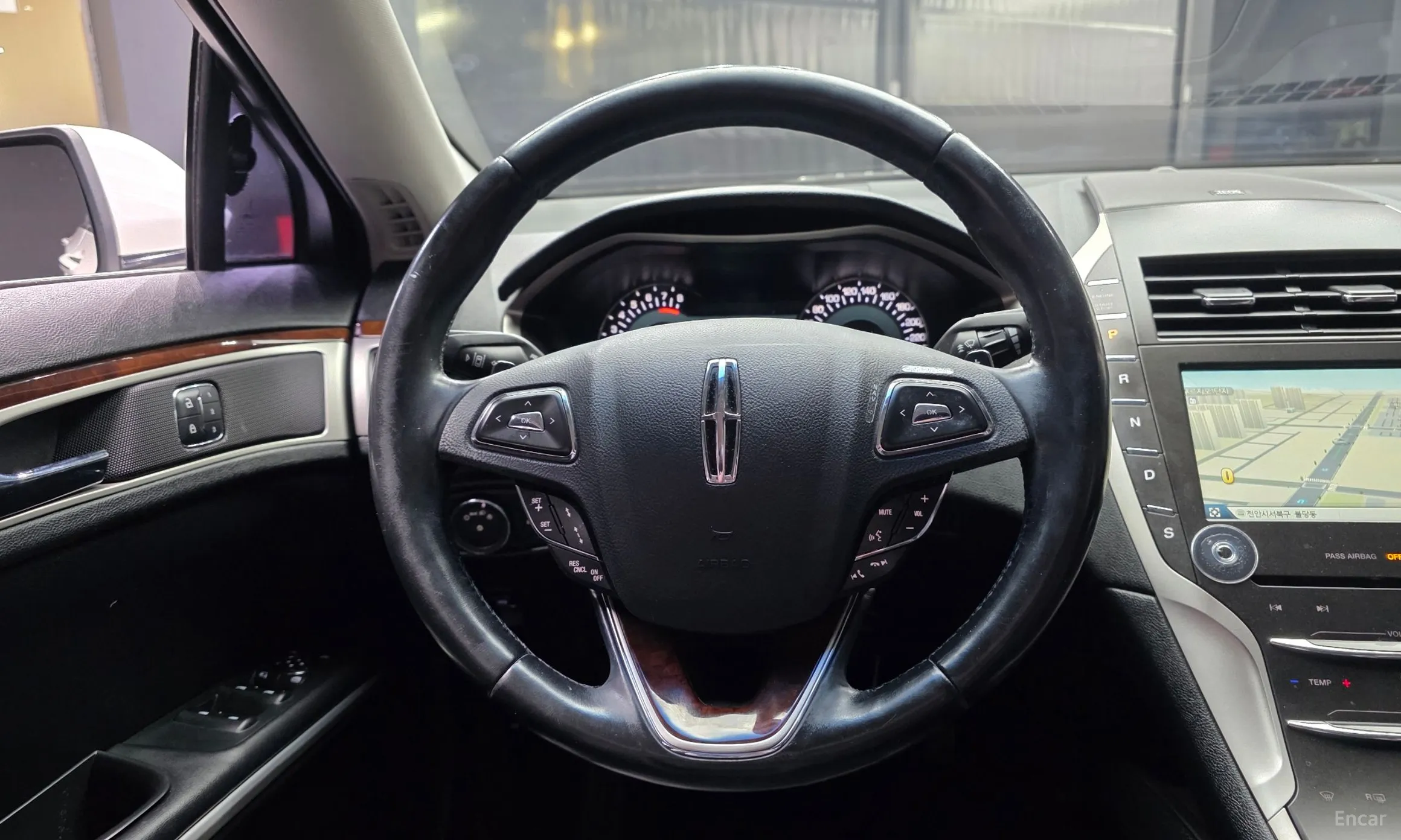 Lincoln New MKZ превью 13