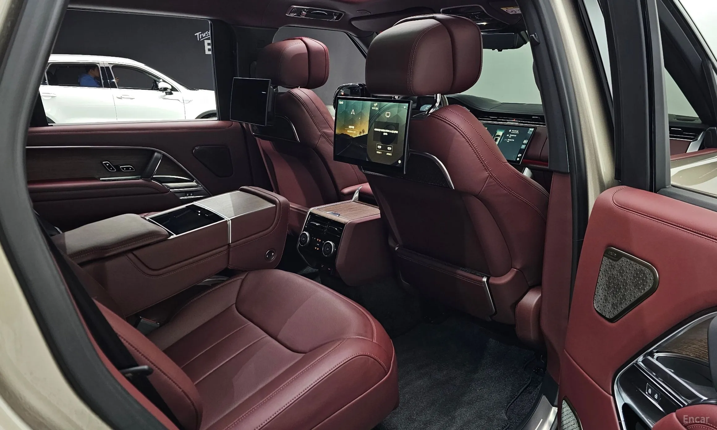 Land Rover Range Rover 5th Generation превью 13
