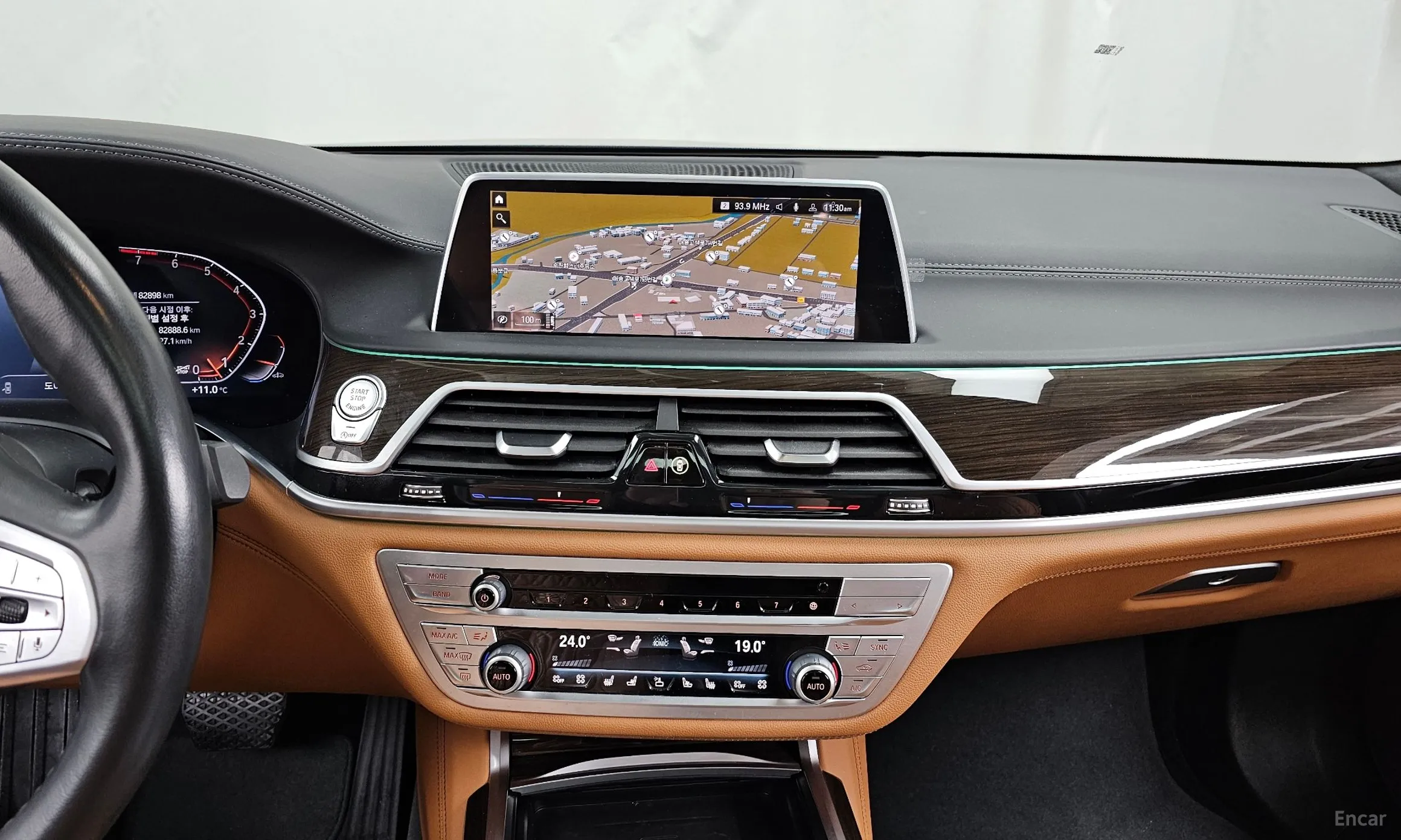 BMW 7 Series (G11) превью 14