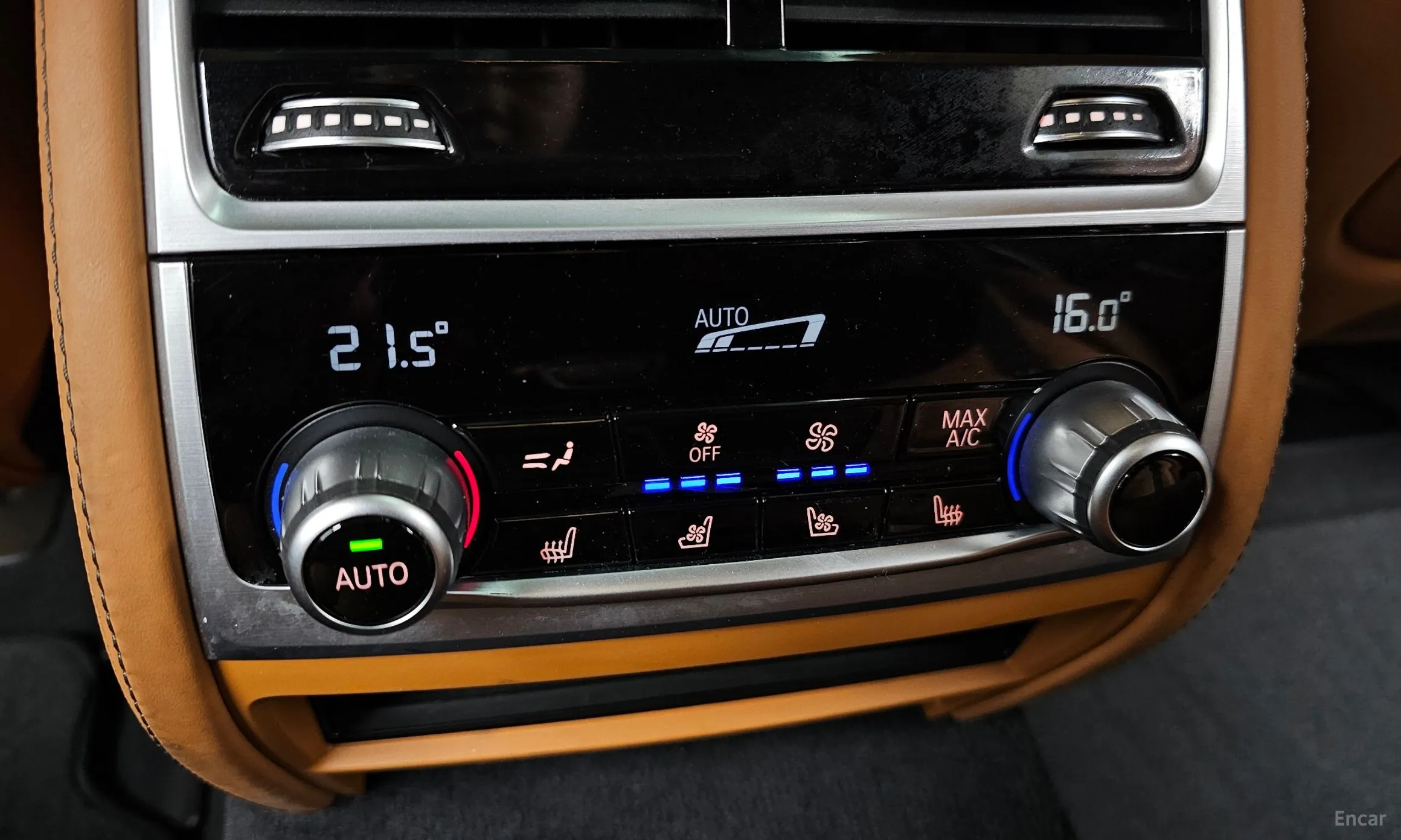 BMW 7 Series (G11) превью 19