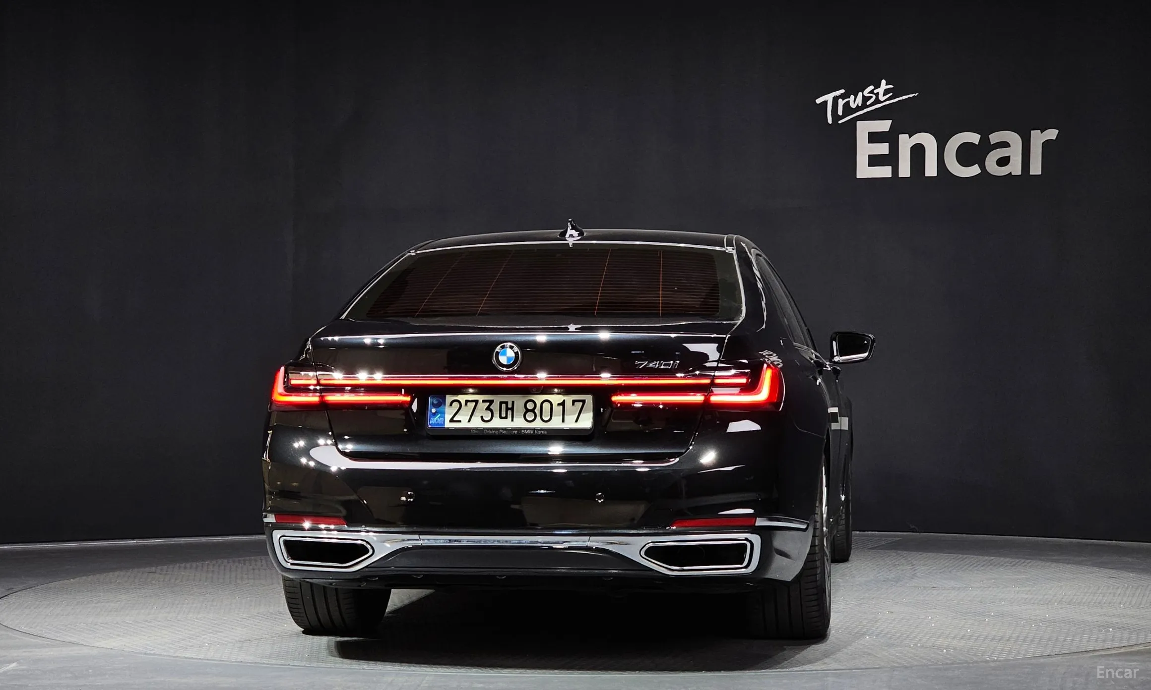 BMW 7 Series (G11) превью 4
