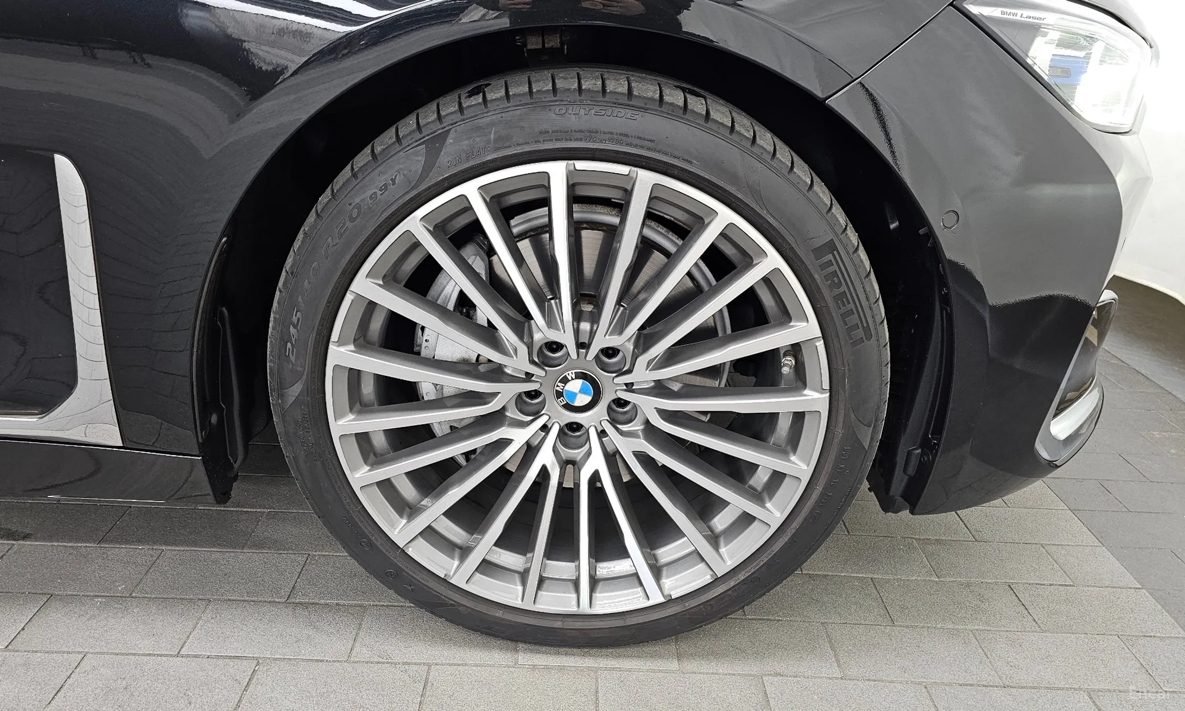 BMW 7 Series (G11) превью 5