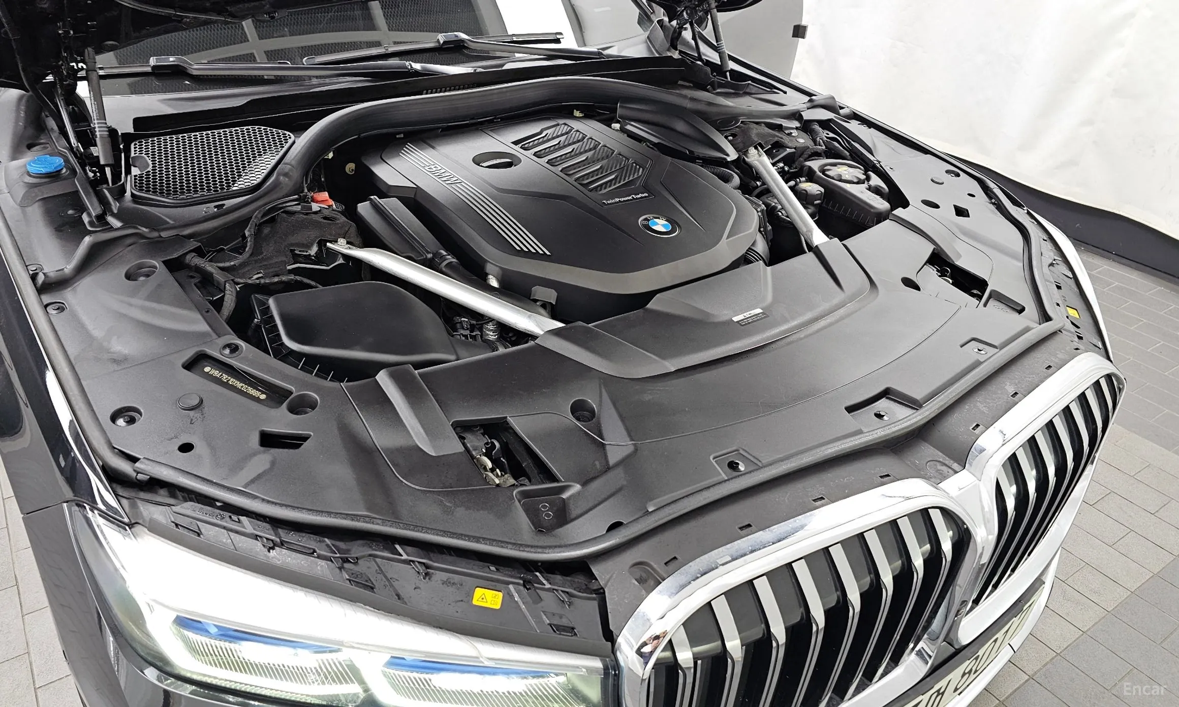 BMW 7 Series (G11) превью 6
