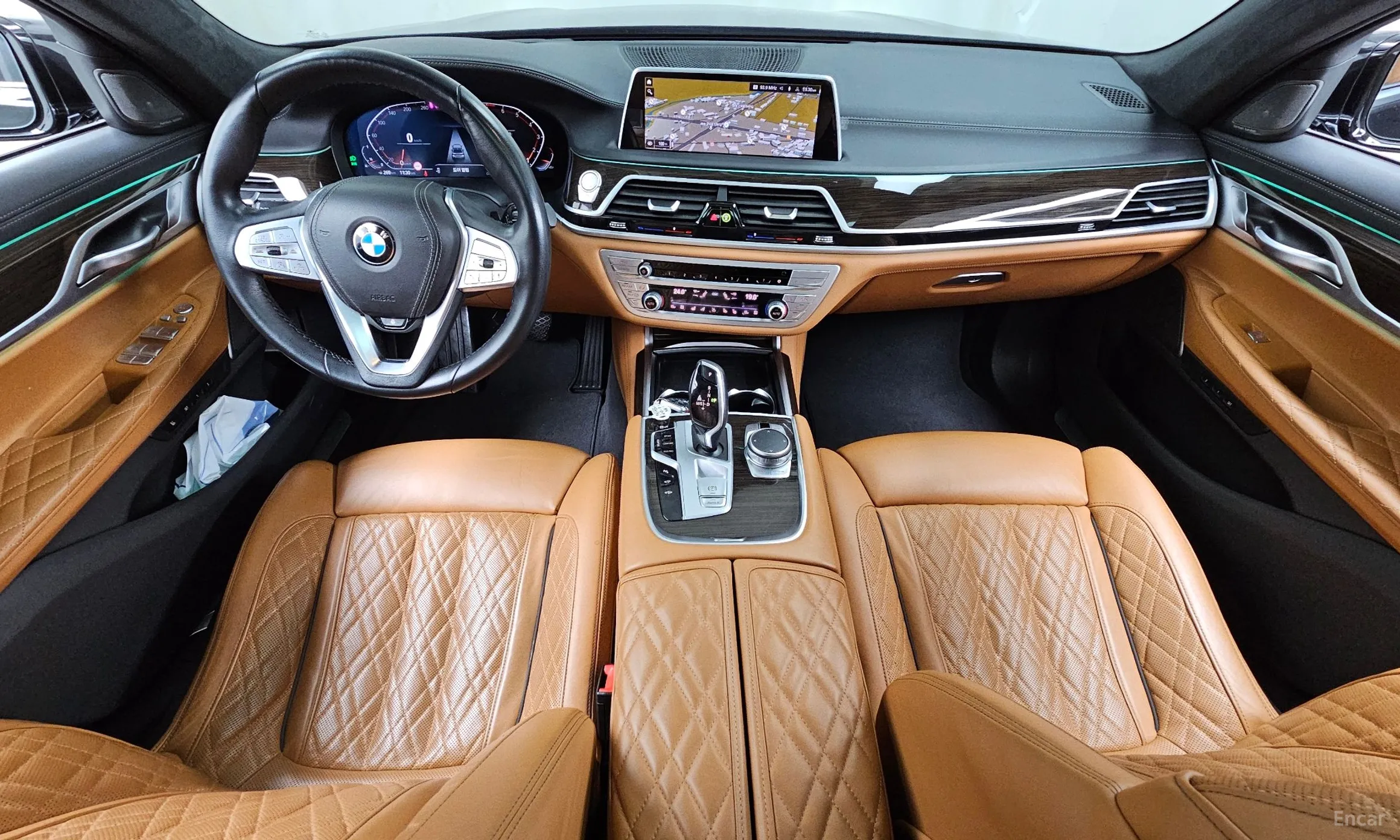 BMW 7 Series (G11) превью 7