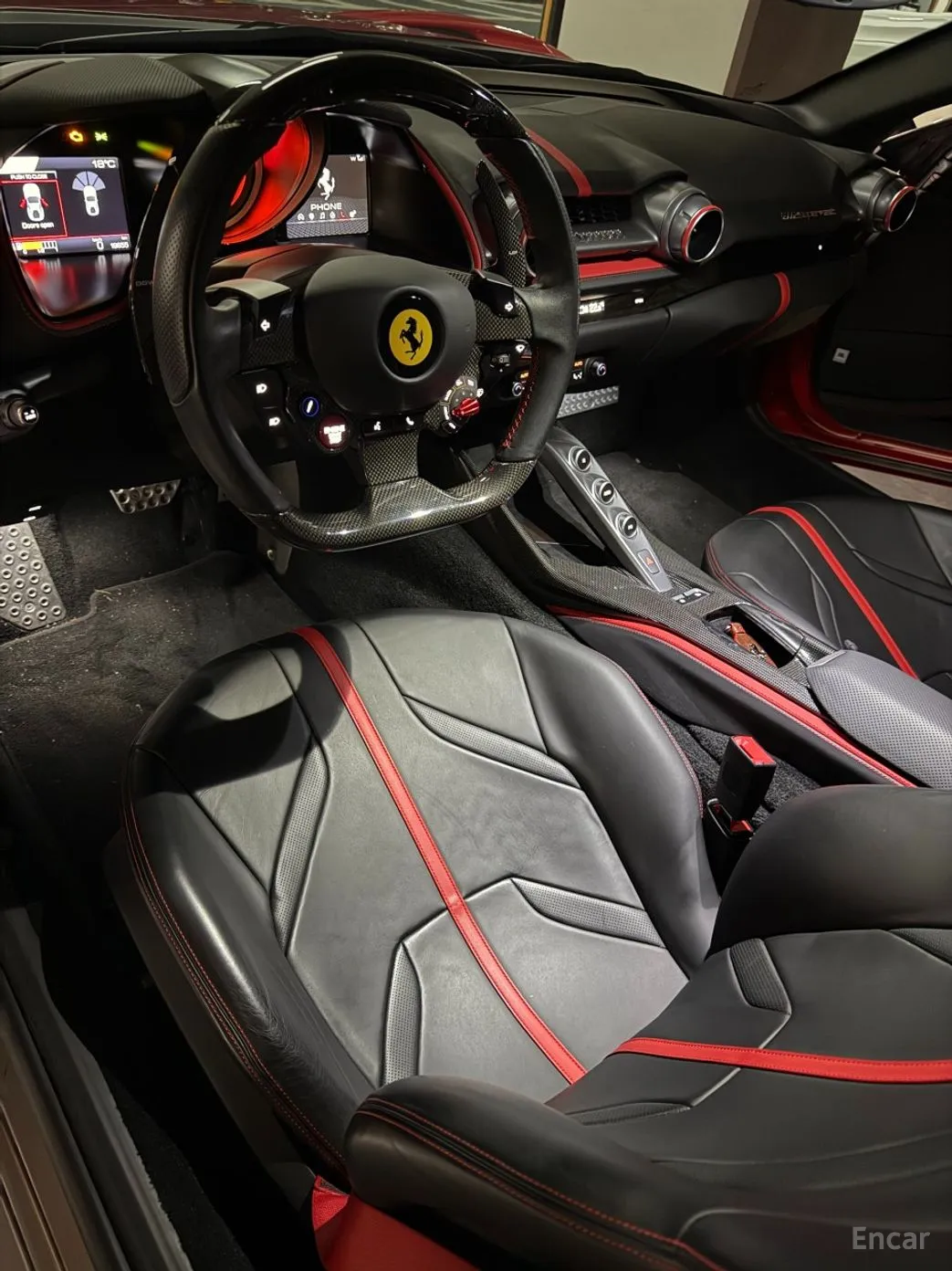 Ferrari 812 Superfast превью 7