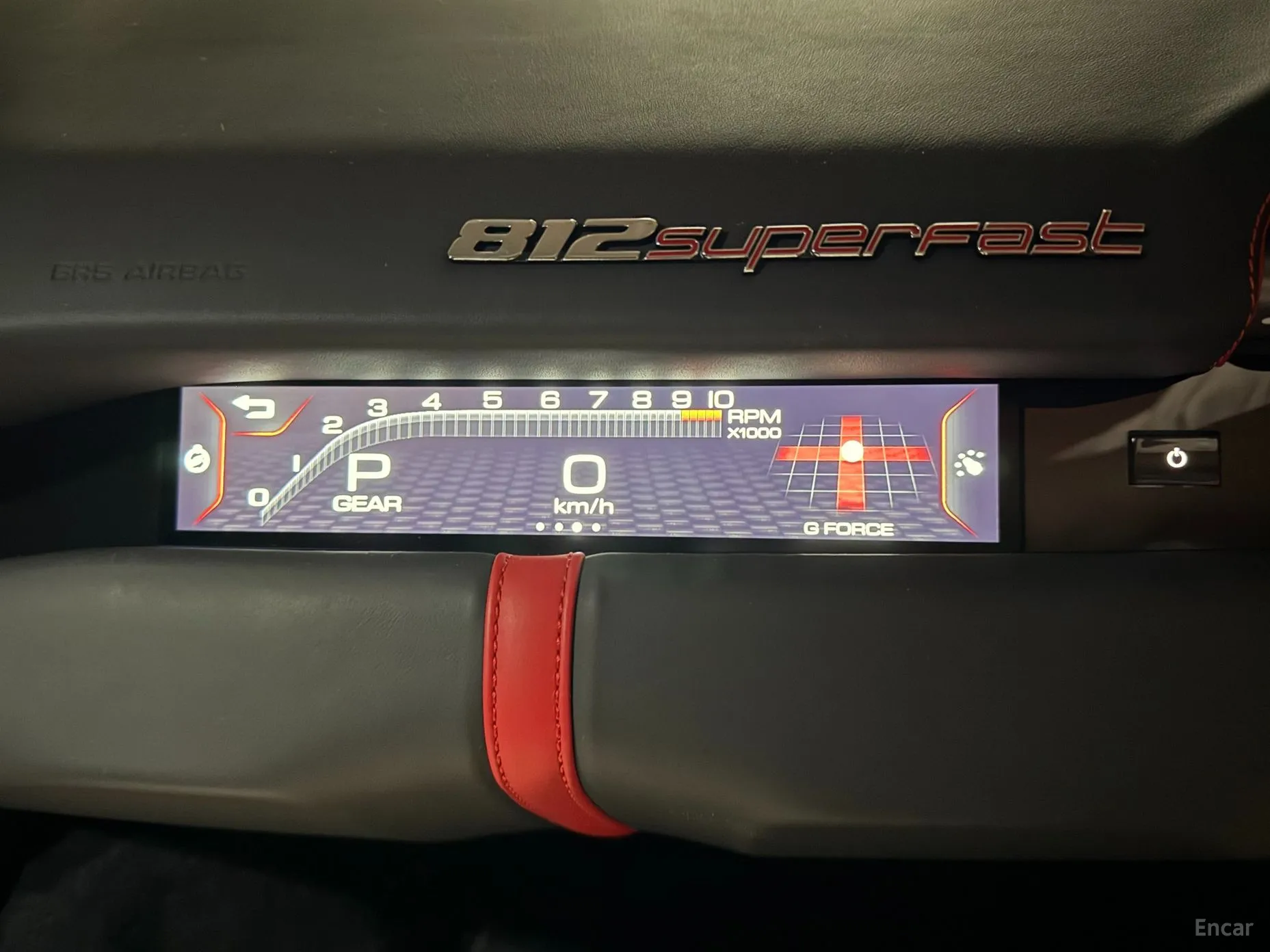Ferrari 812 Superfast превью 5