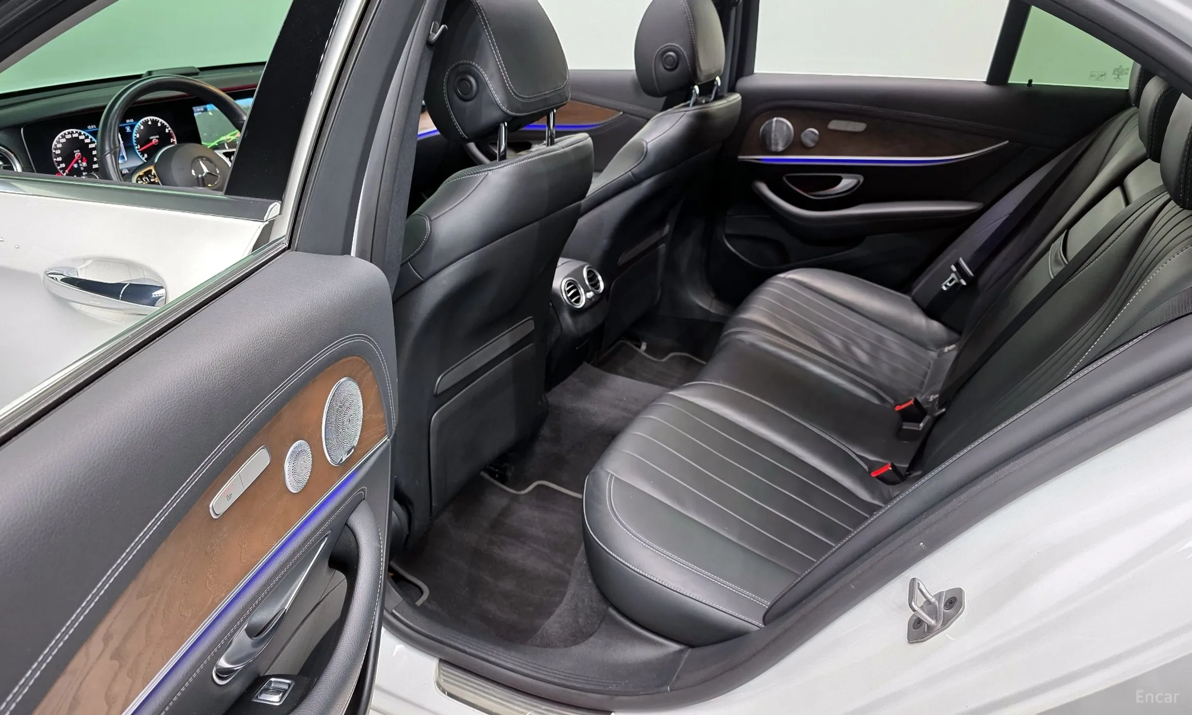 Mercedes Benz E-Class W213 превью 12