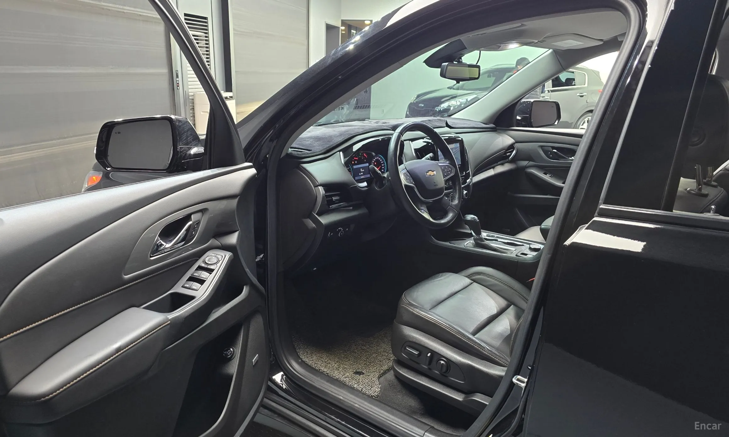 Chevrolet (GM Daewoo) Traverse превью 10
