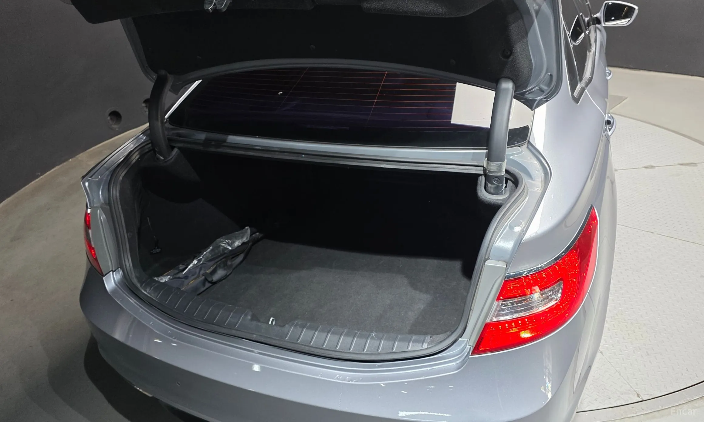 Hyundai Grandeur HG превью 20