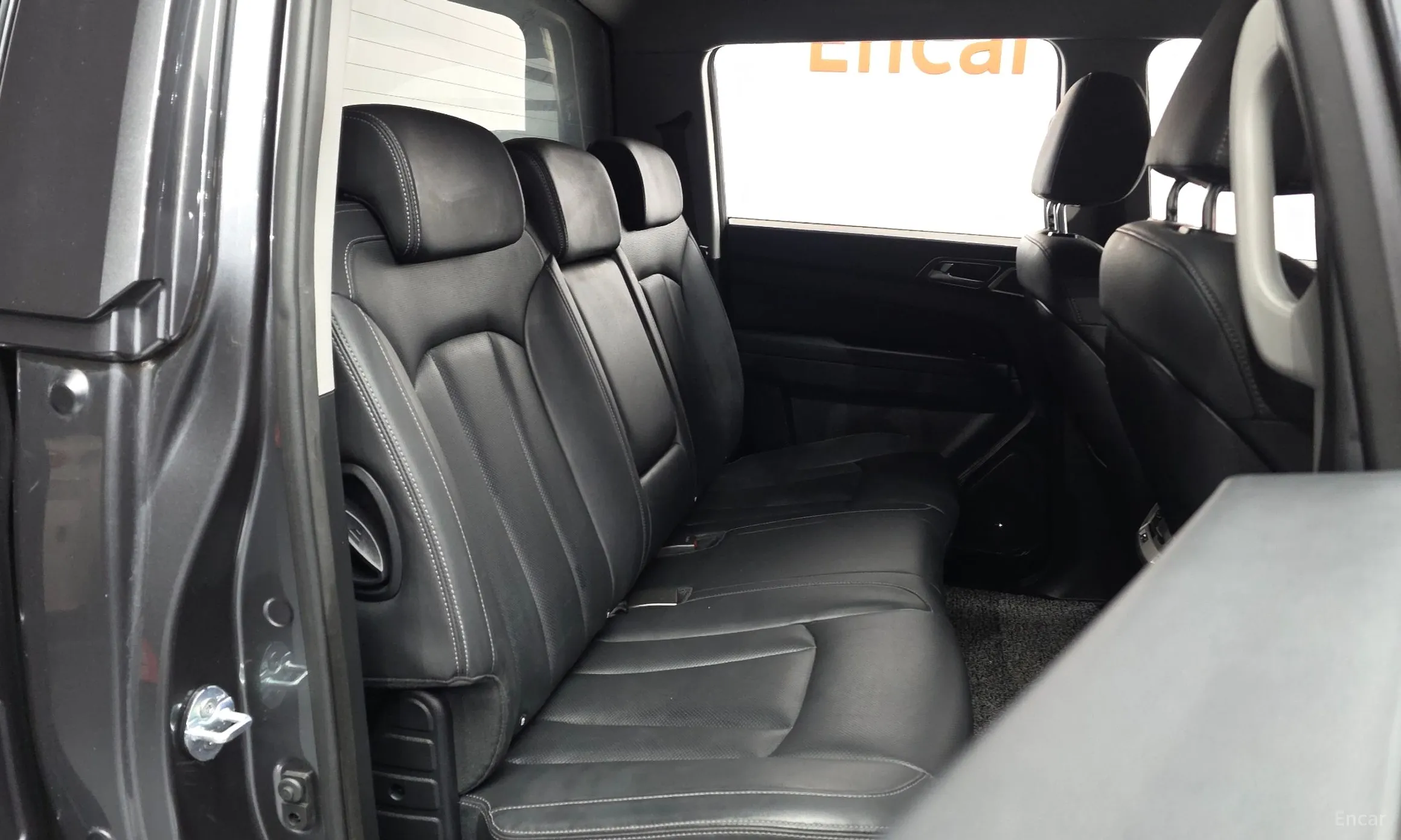 KG Mobility (SsangYong) Rexton Sports превью 12