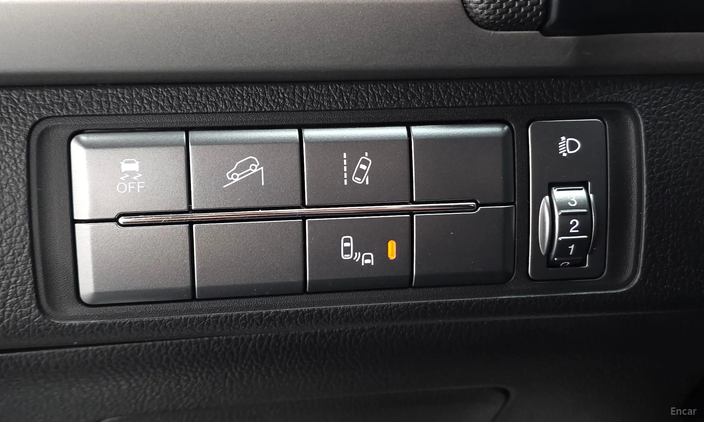 KG Mobility (SsangYong) Rexton Sports превью 17