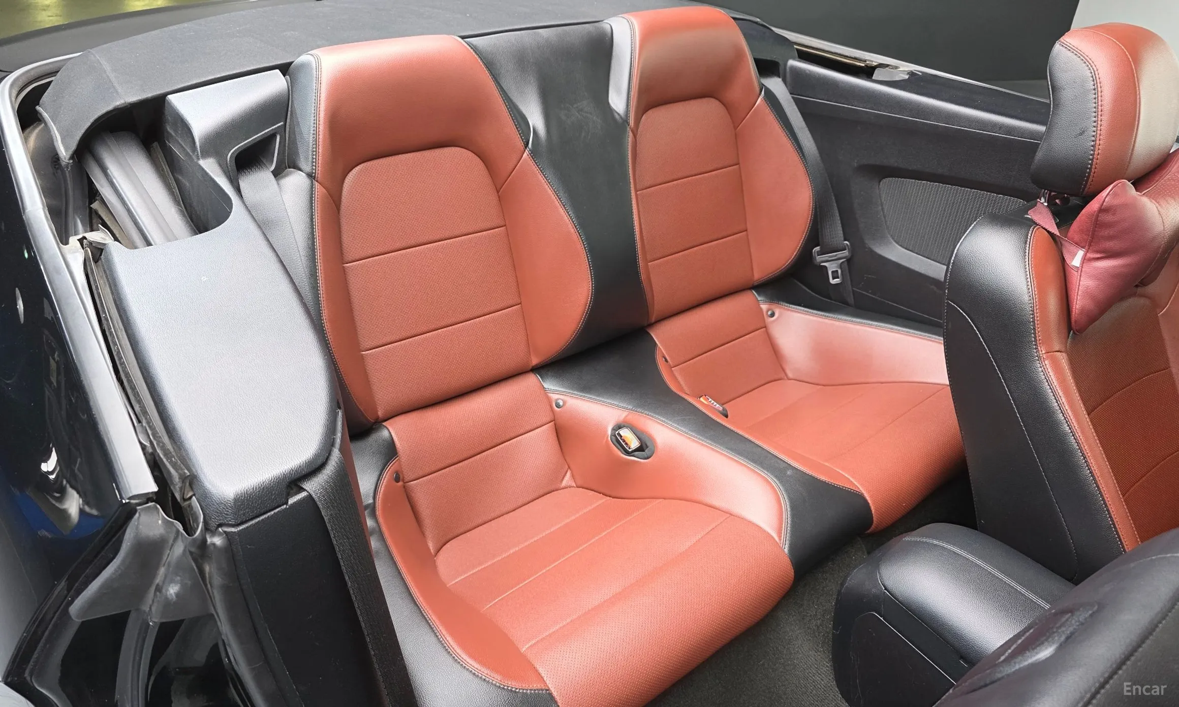 Ford Mustang превью 13