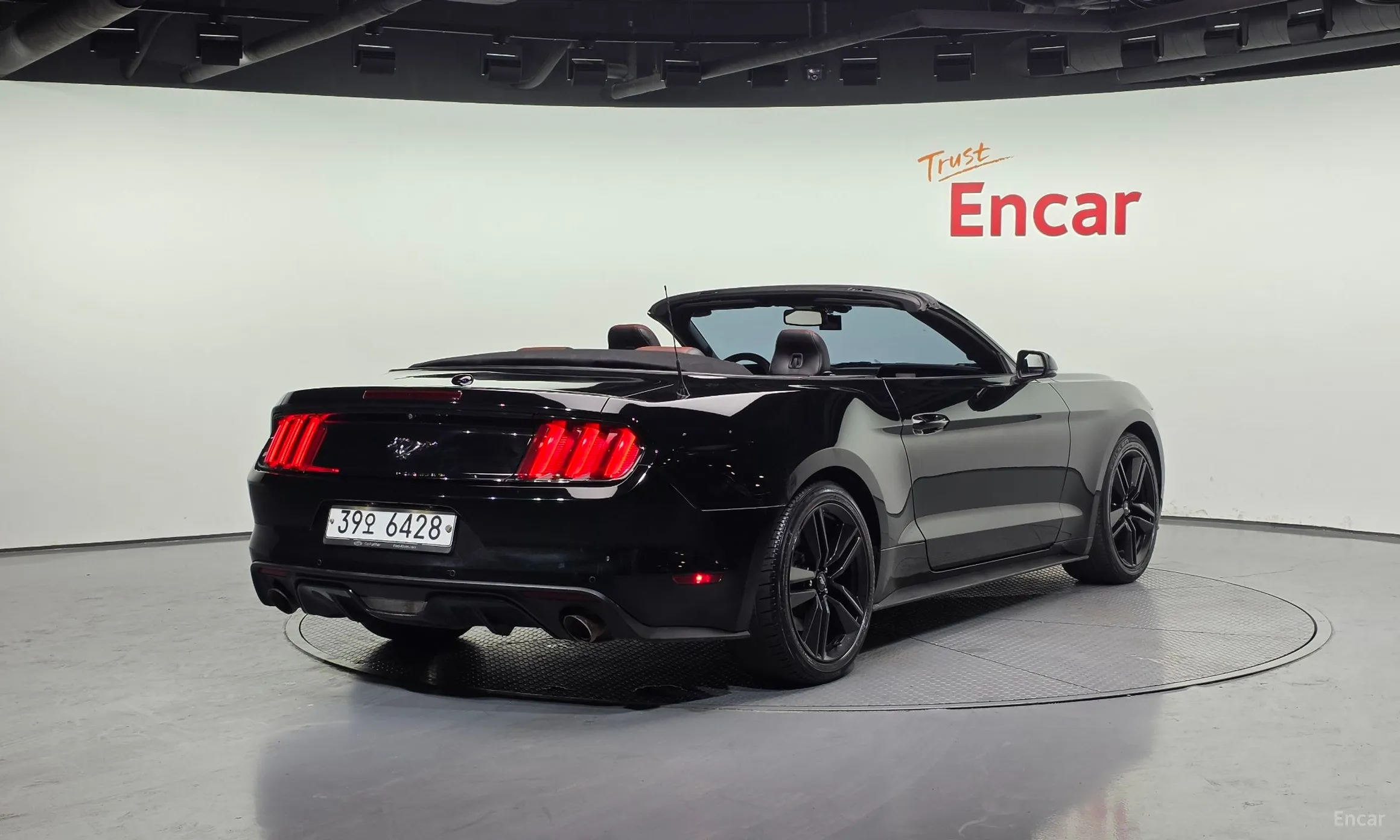 Ford Mustang превью 2