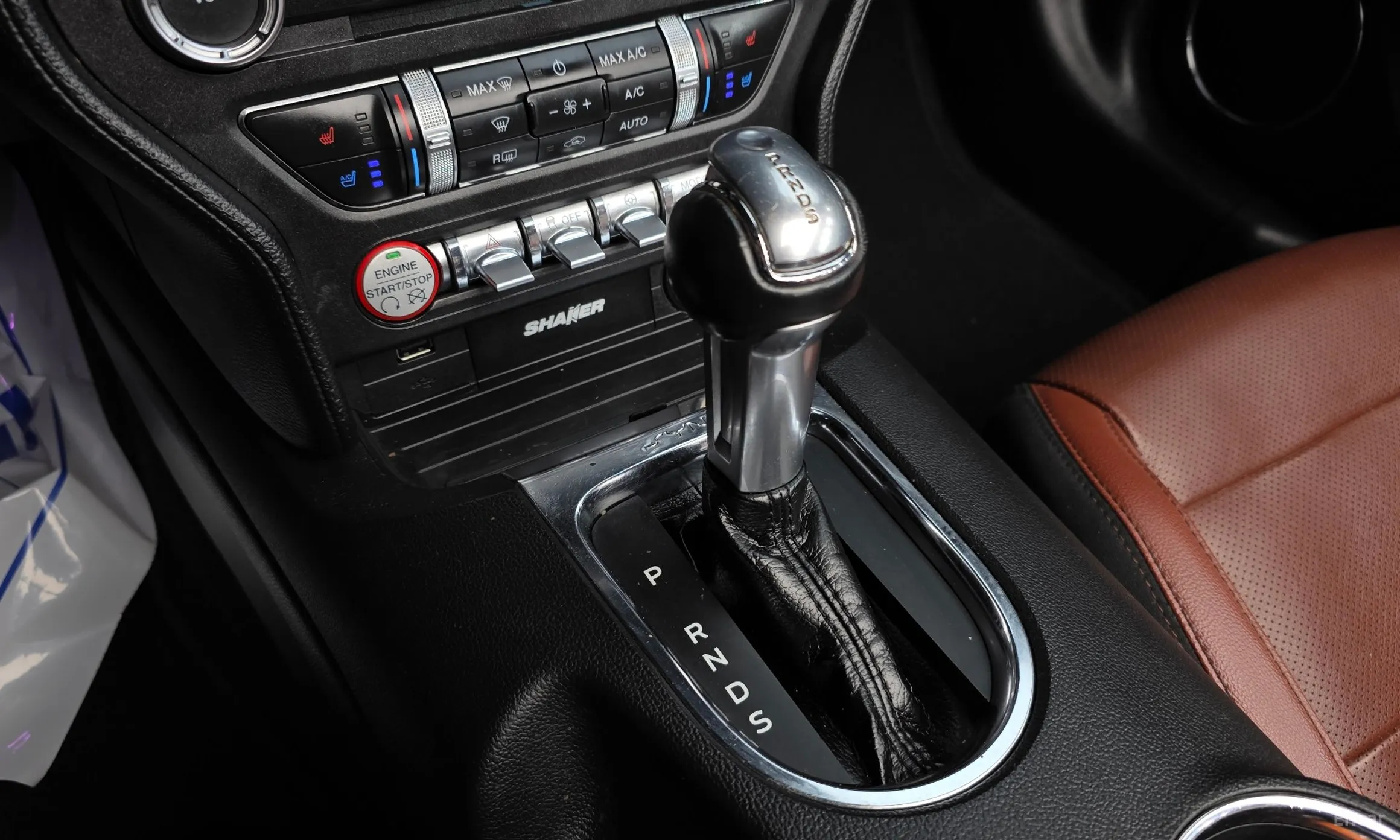 Ford Mustang превью 9
