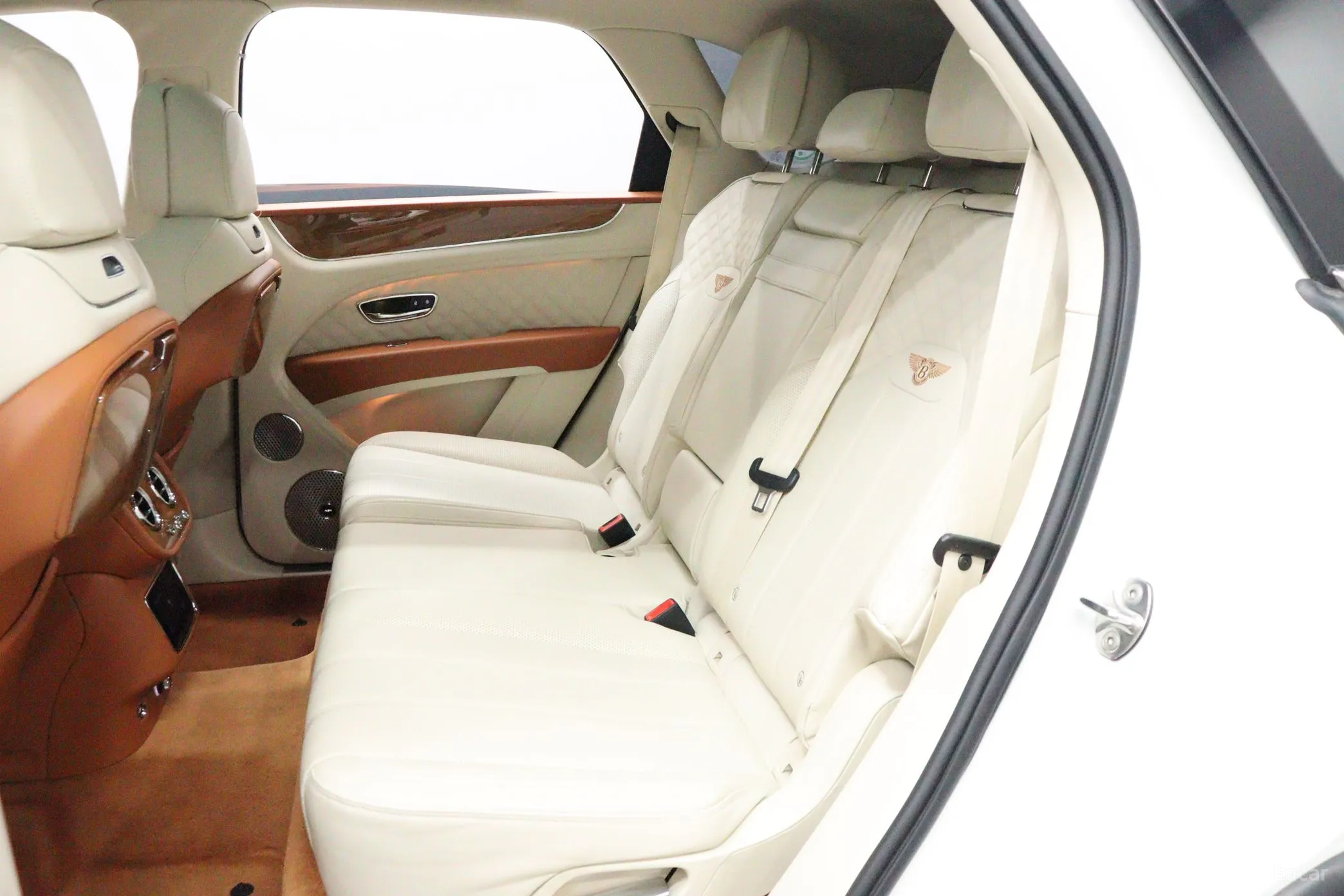 Bentley Bentayga превью 8