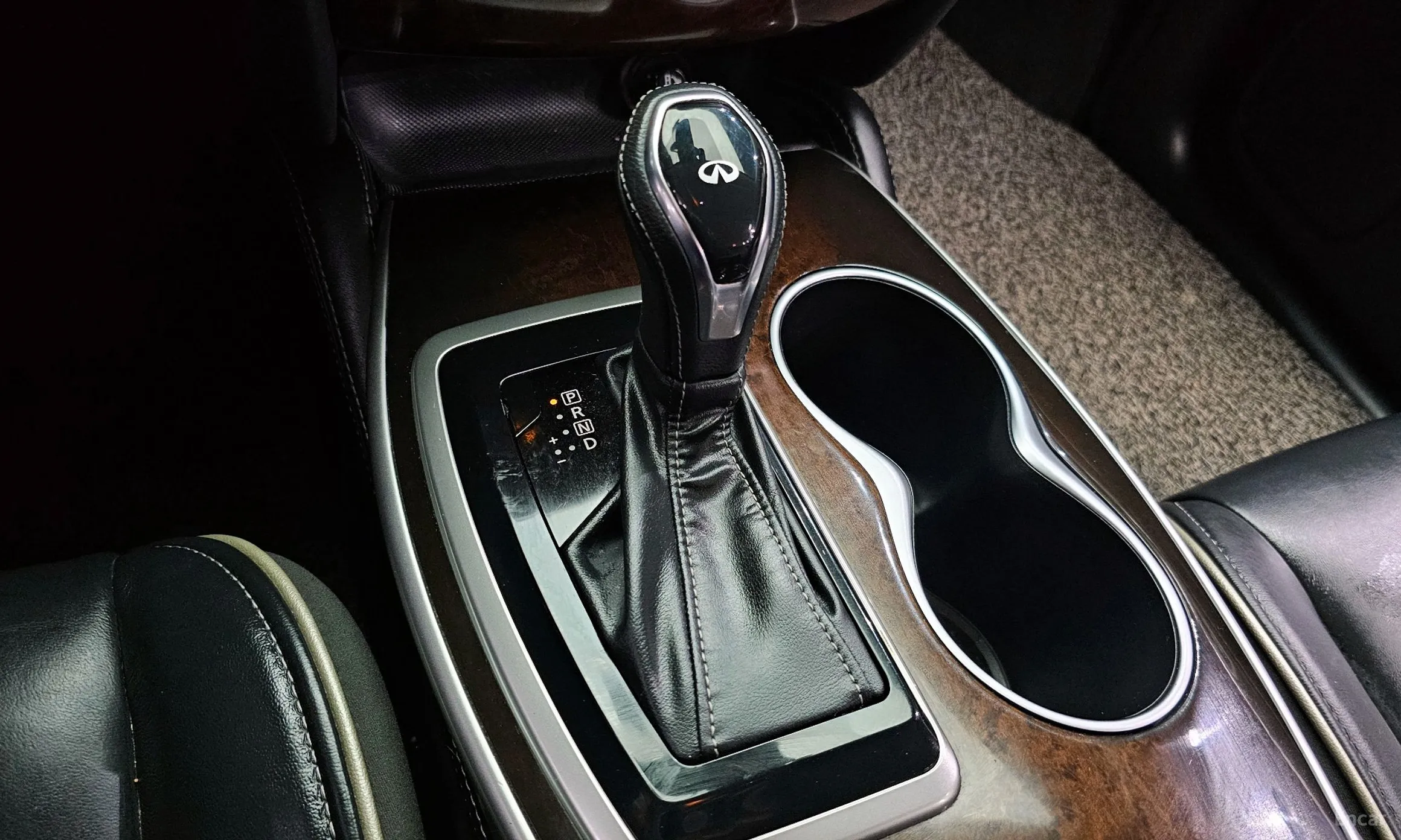 Infiniti QX60 превью 9
