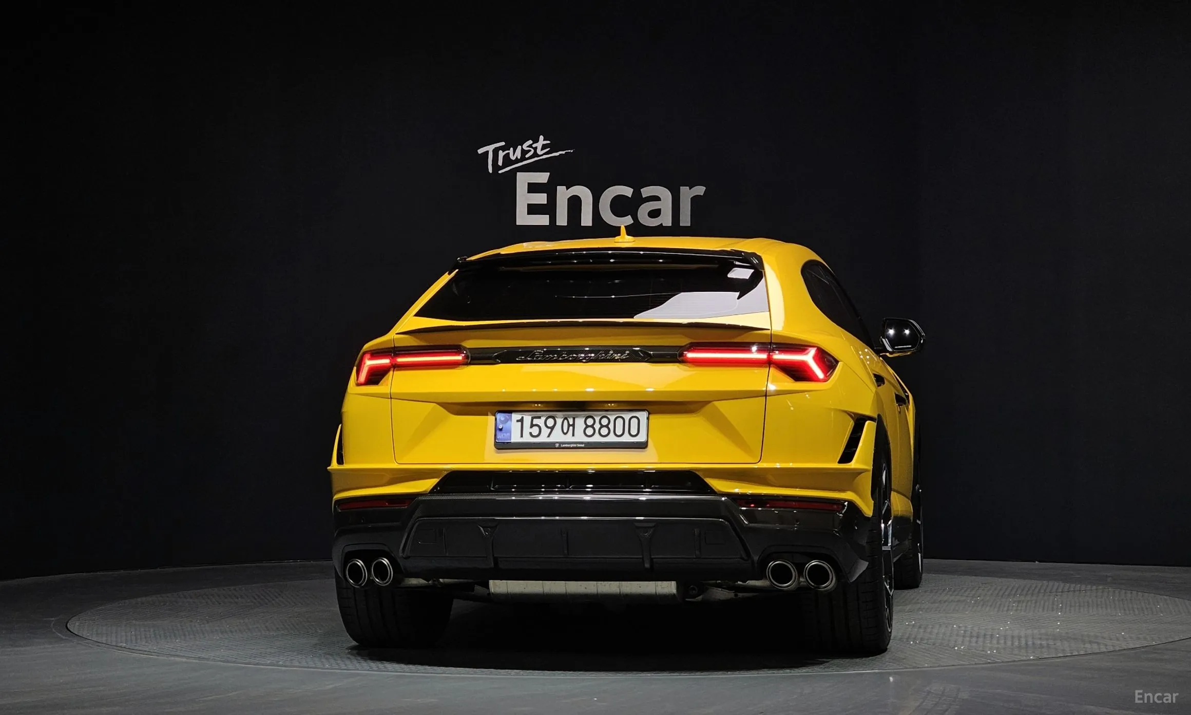 Lamborghini Urus превью 4