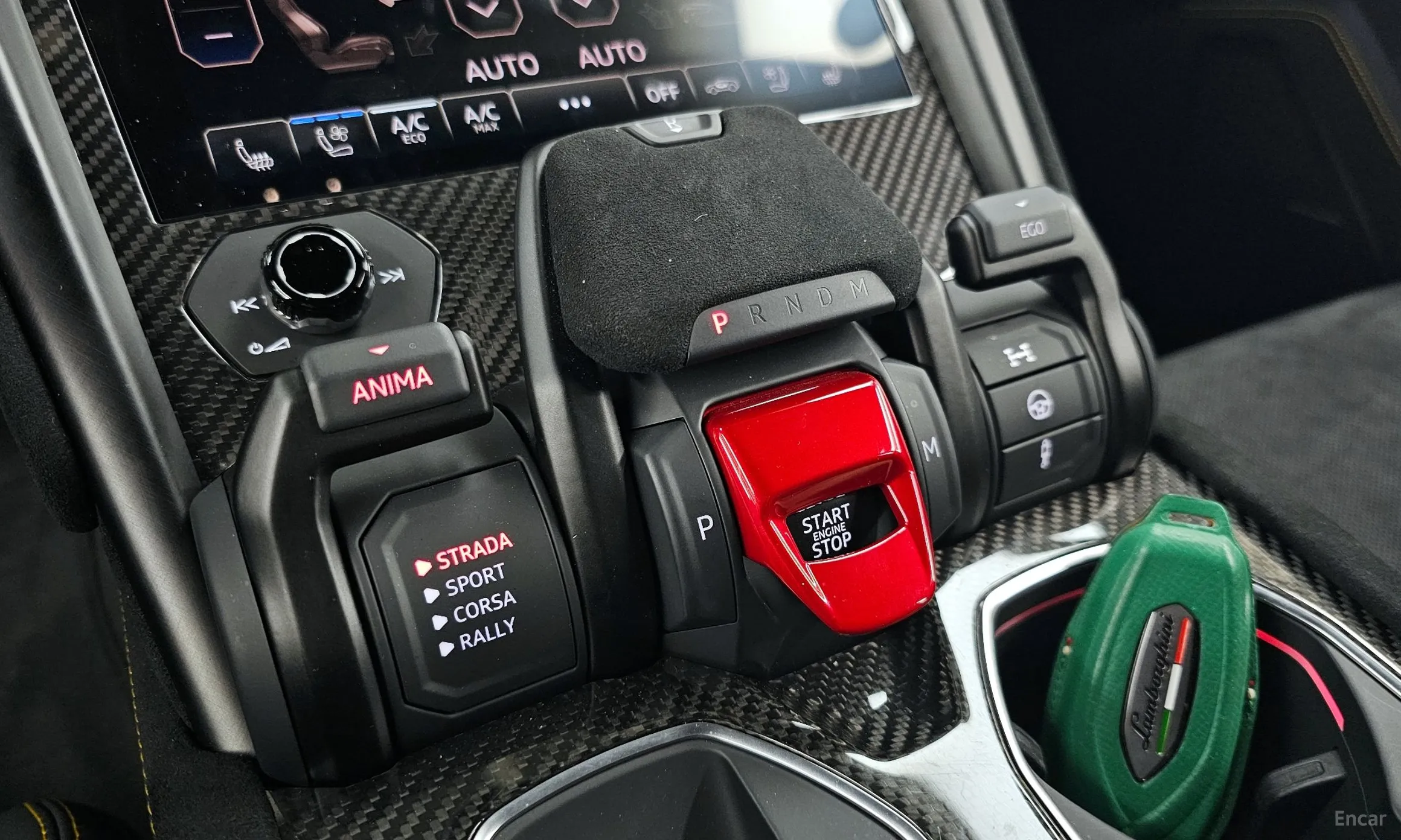Lamborghini Urus превью 9