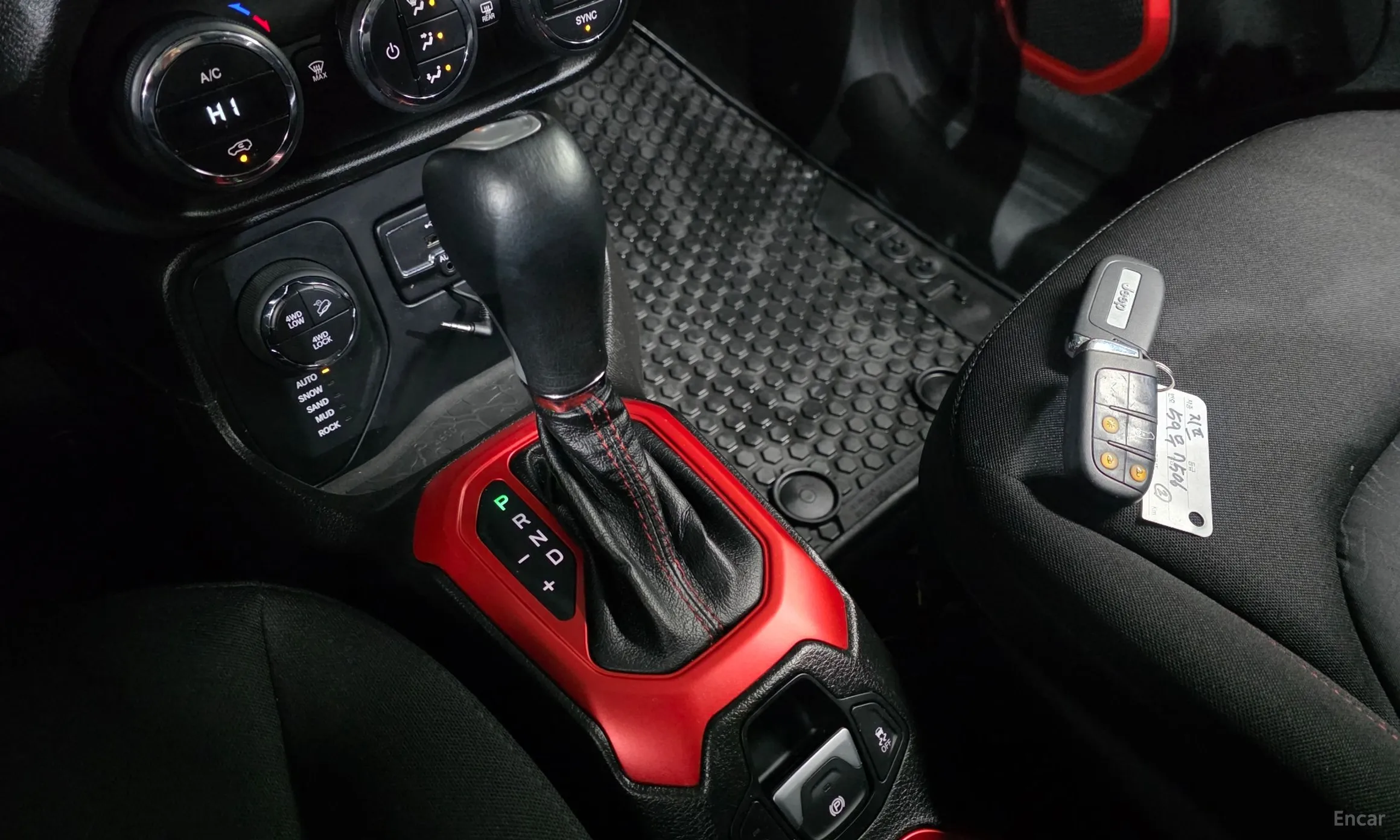 Jeep Renegade превью 9