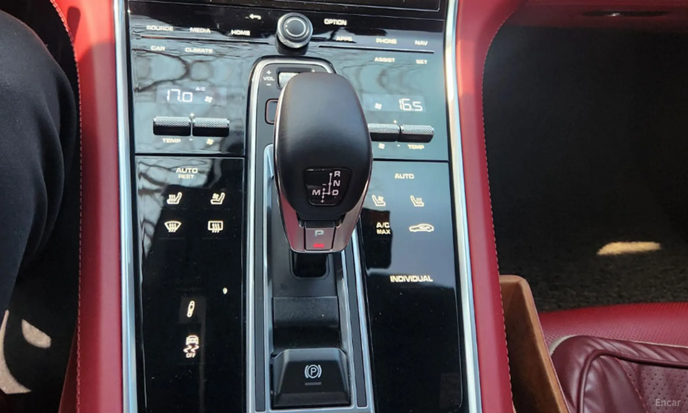 Porsche Panamera (971) превью 7