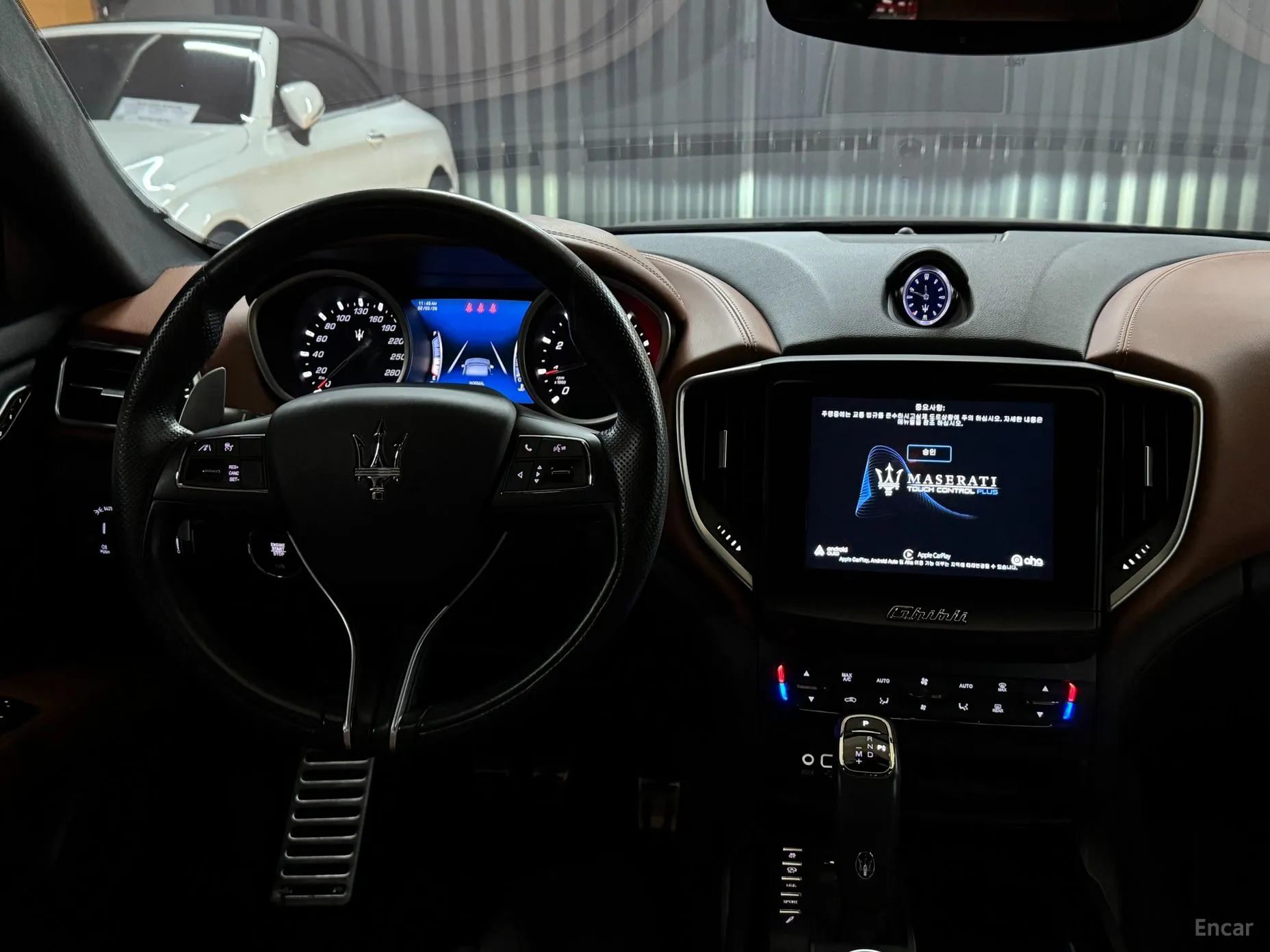 Maserati Ghibli превью 10
