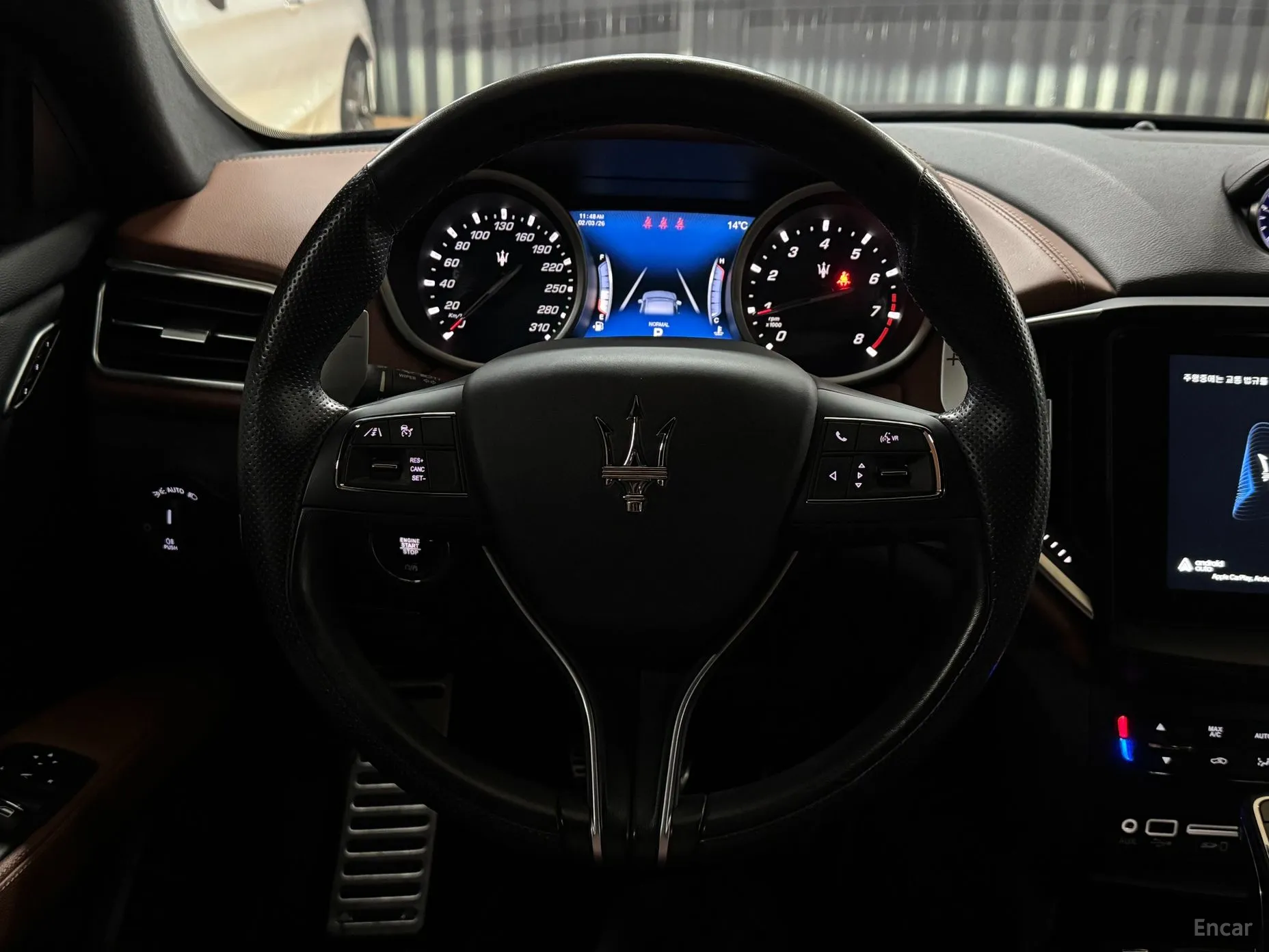 Maserati Ghibli превью 11