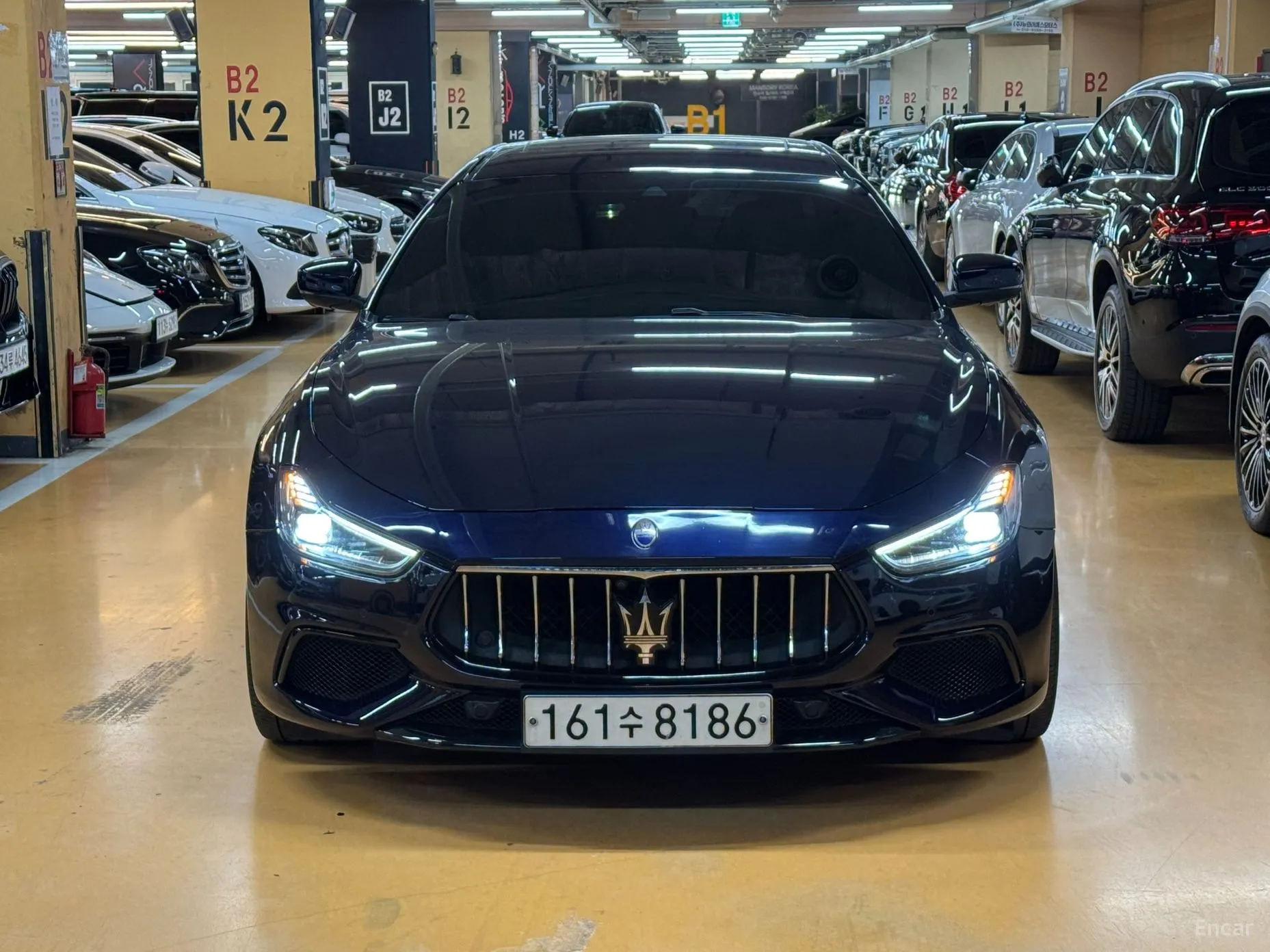 Maserati Ghibli превью 3