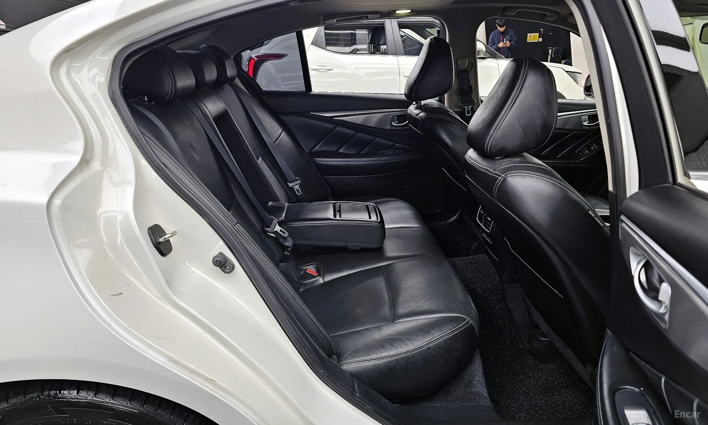 Infiniti Q50 превью 12