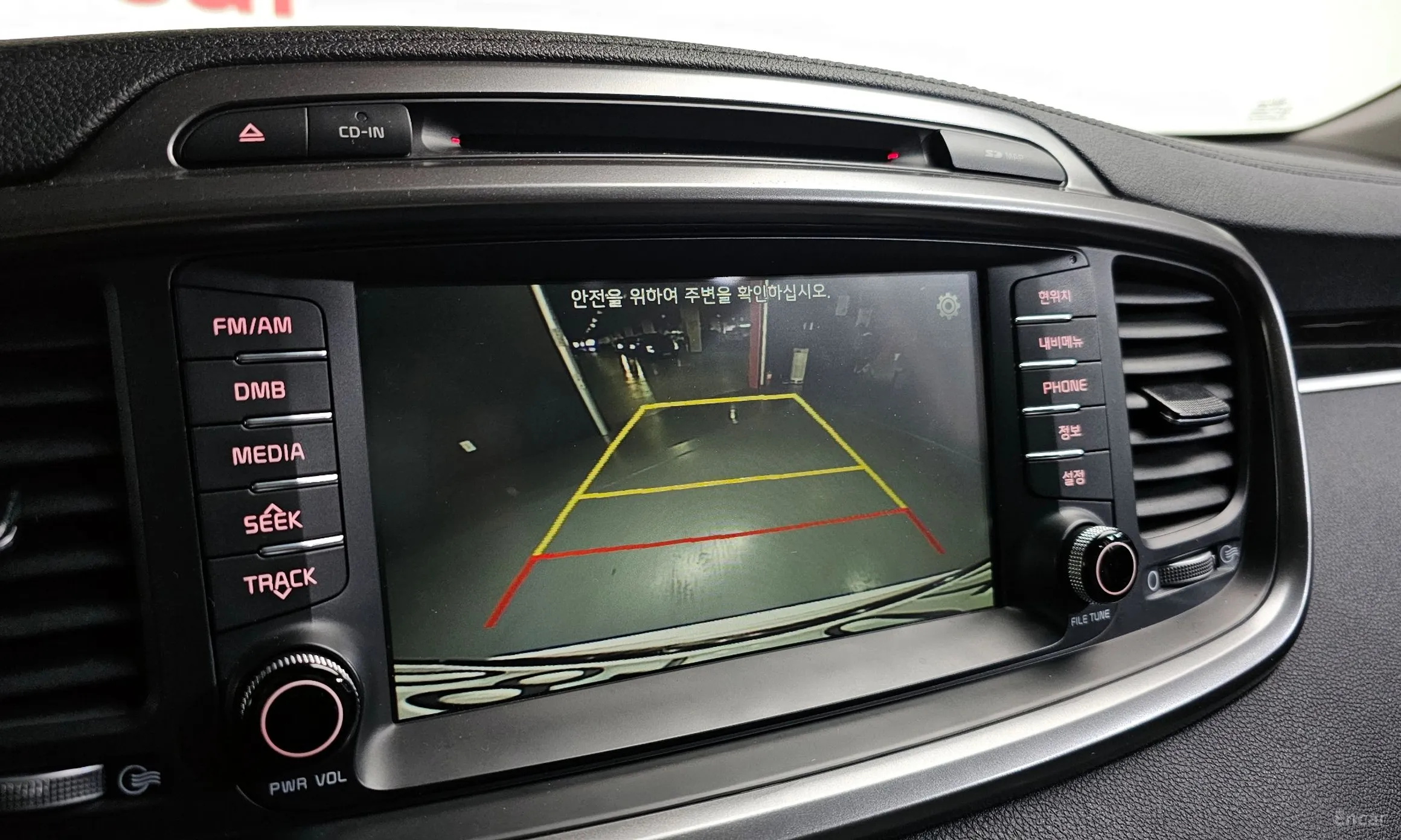 Kia Sorento превью 15