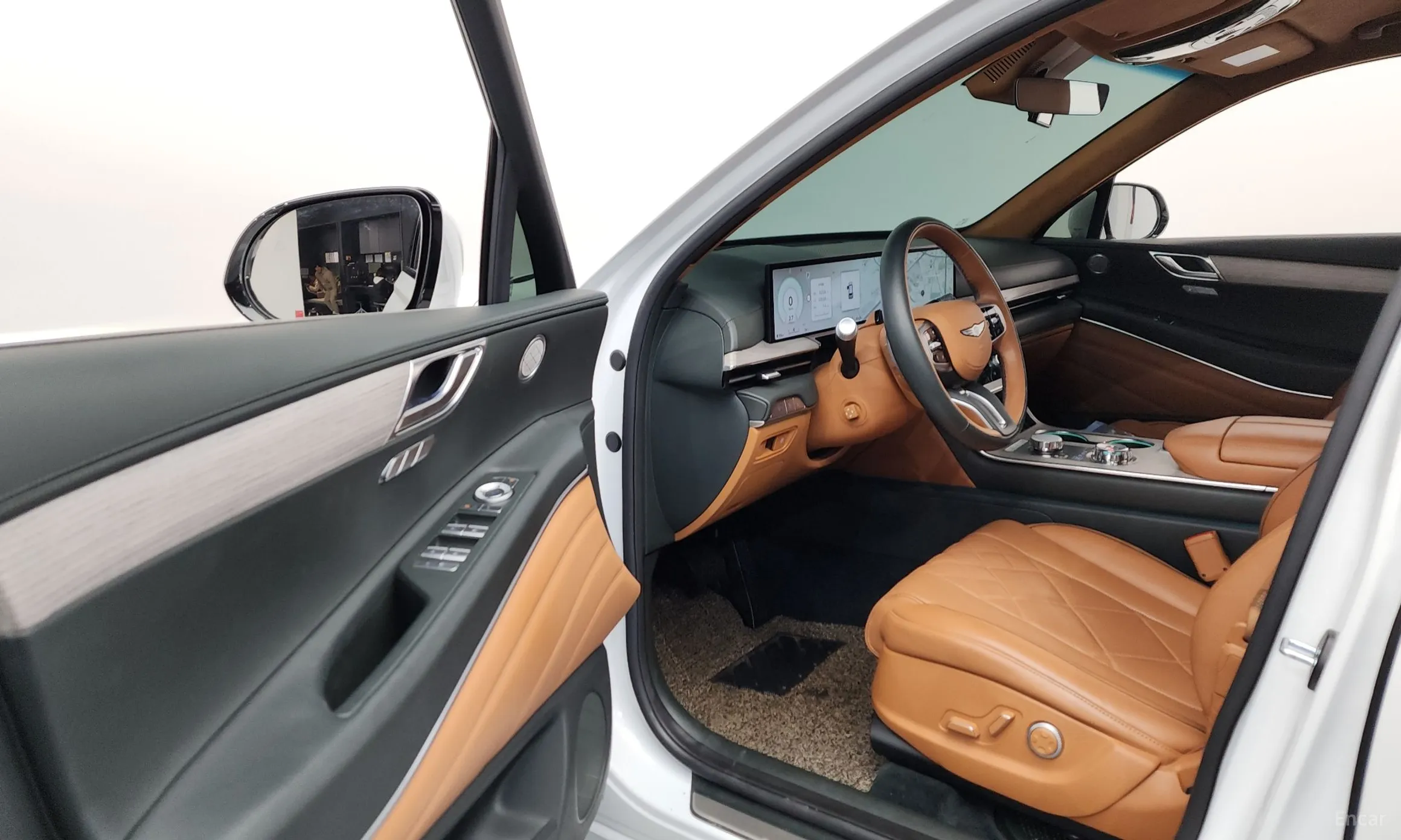 Genesis GV80 превью 10