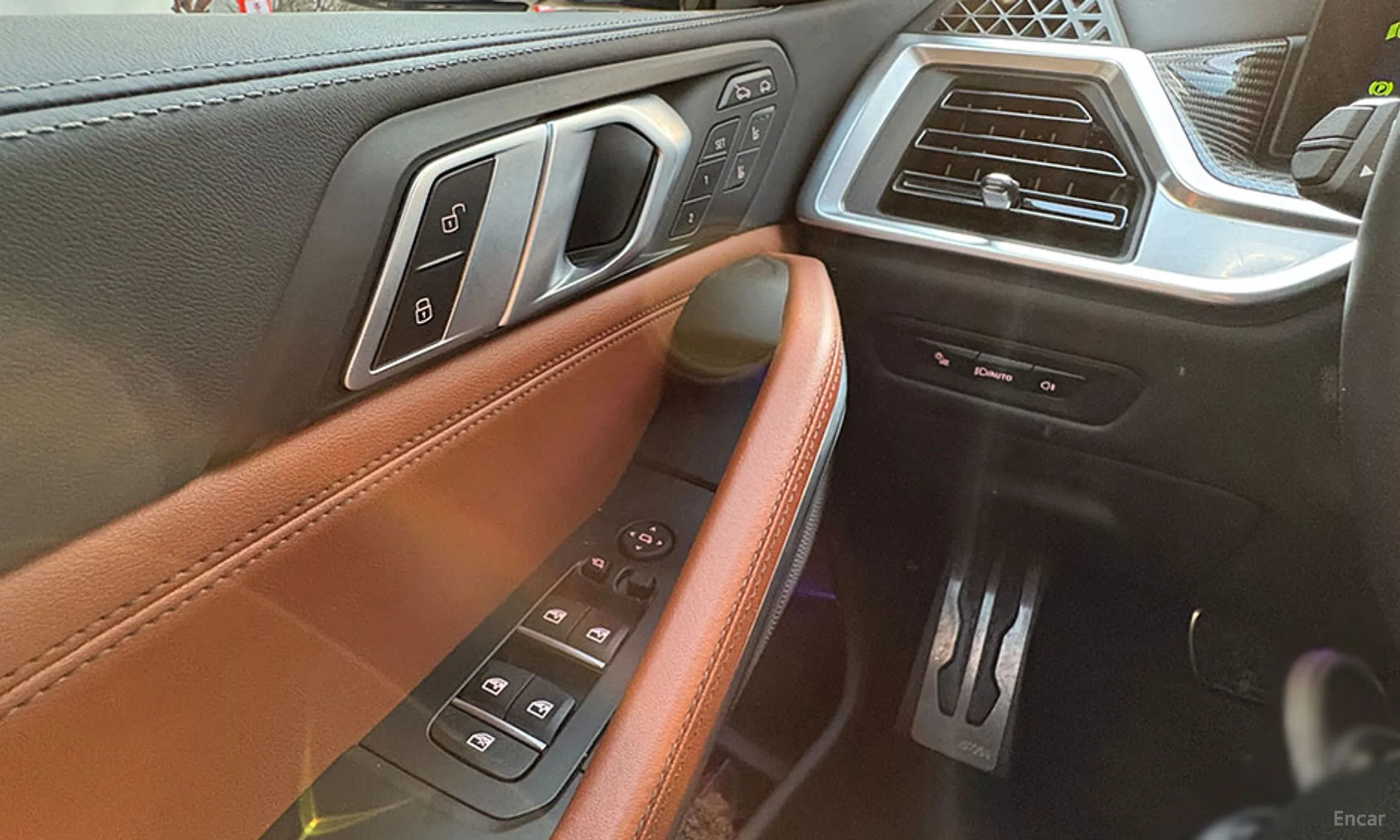 BMW X6 (G06) превью 14
