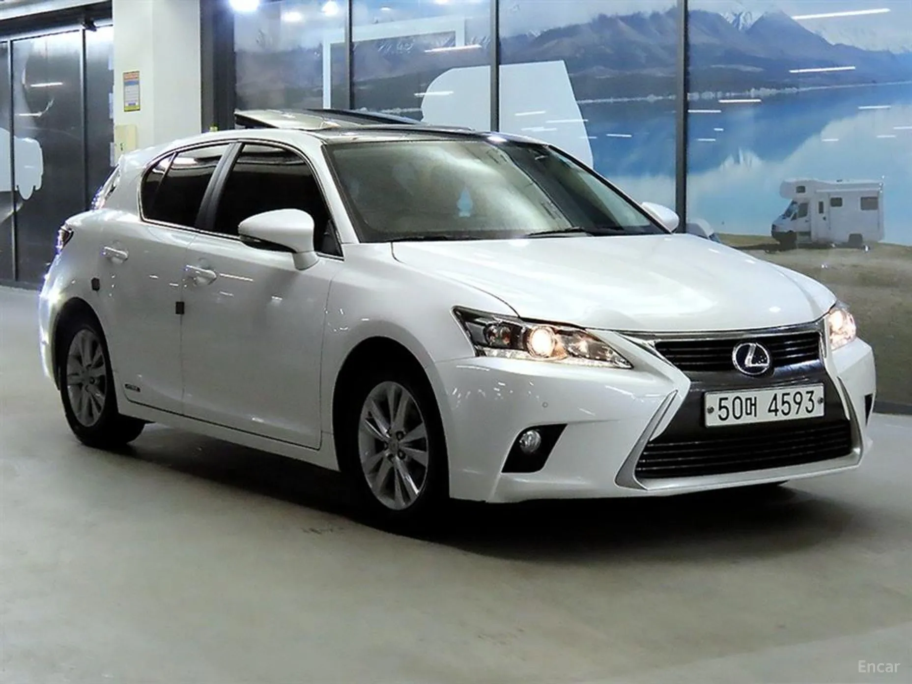 Lexus CT200h
