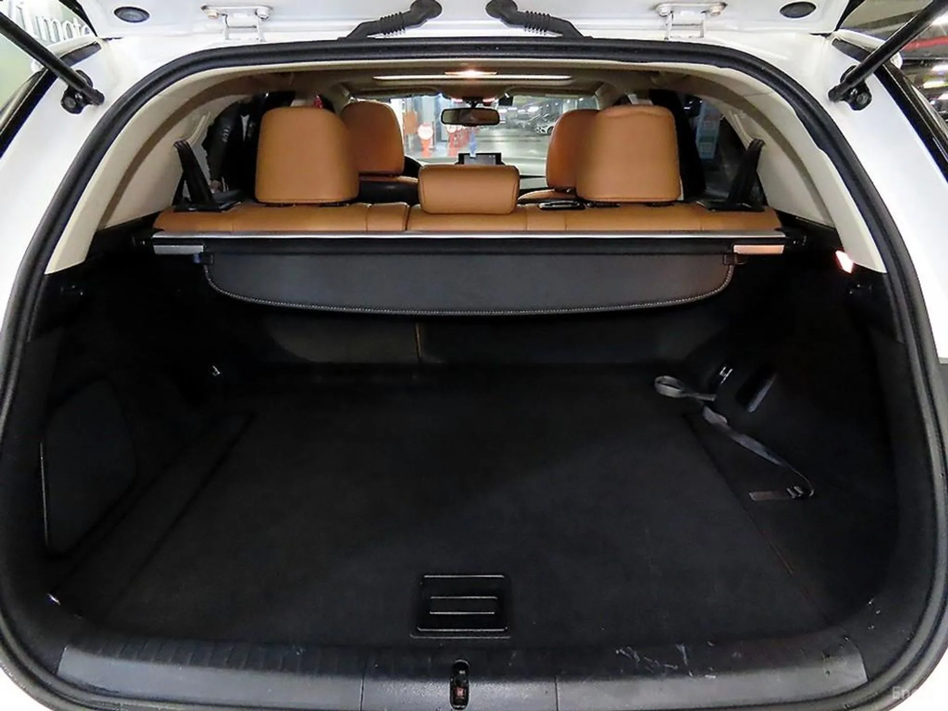 Lexus CT200h превью 17
