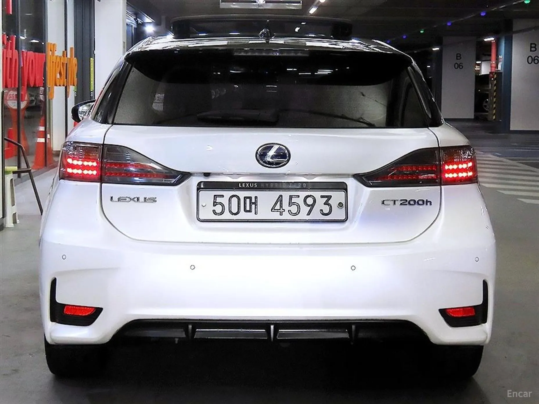 Lexus CT200h превью 4