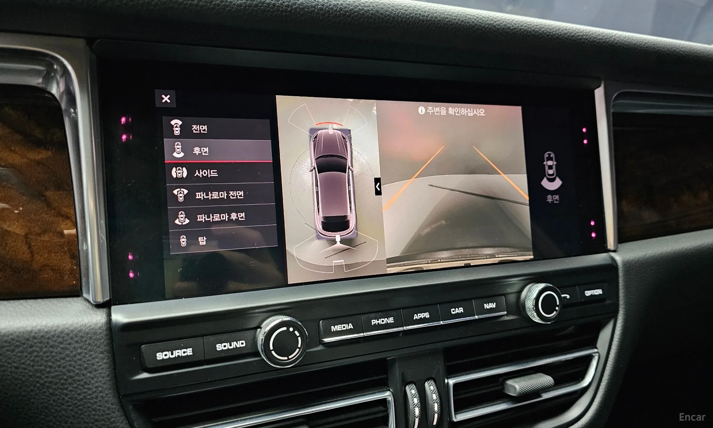 Porsche Macan превью 14