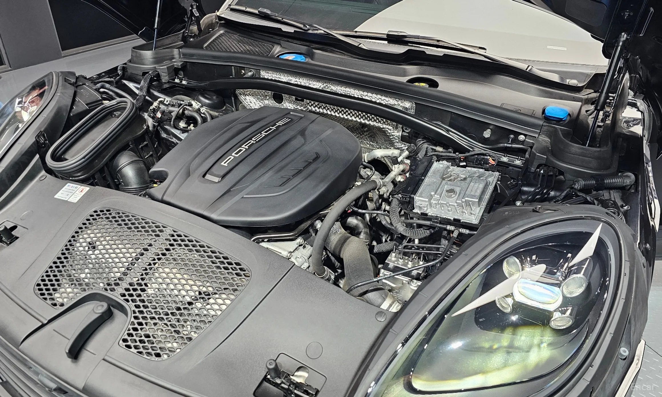 Porsche Macan превью 6