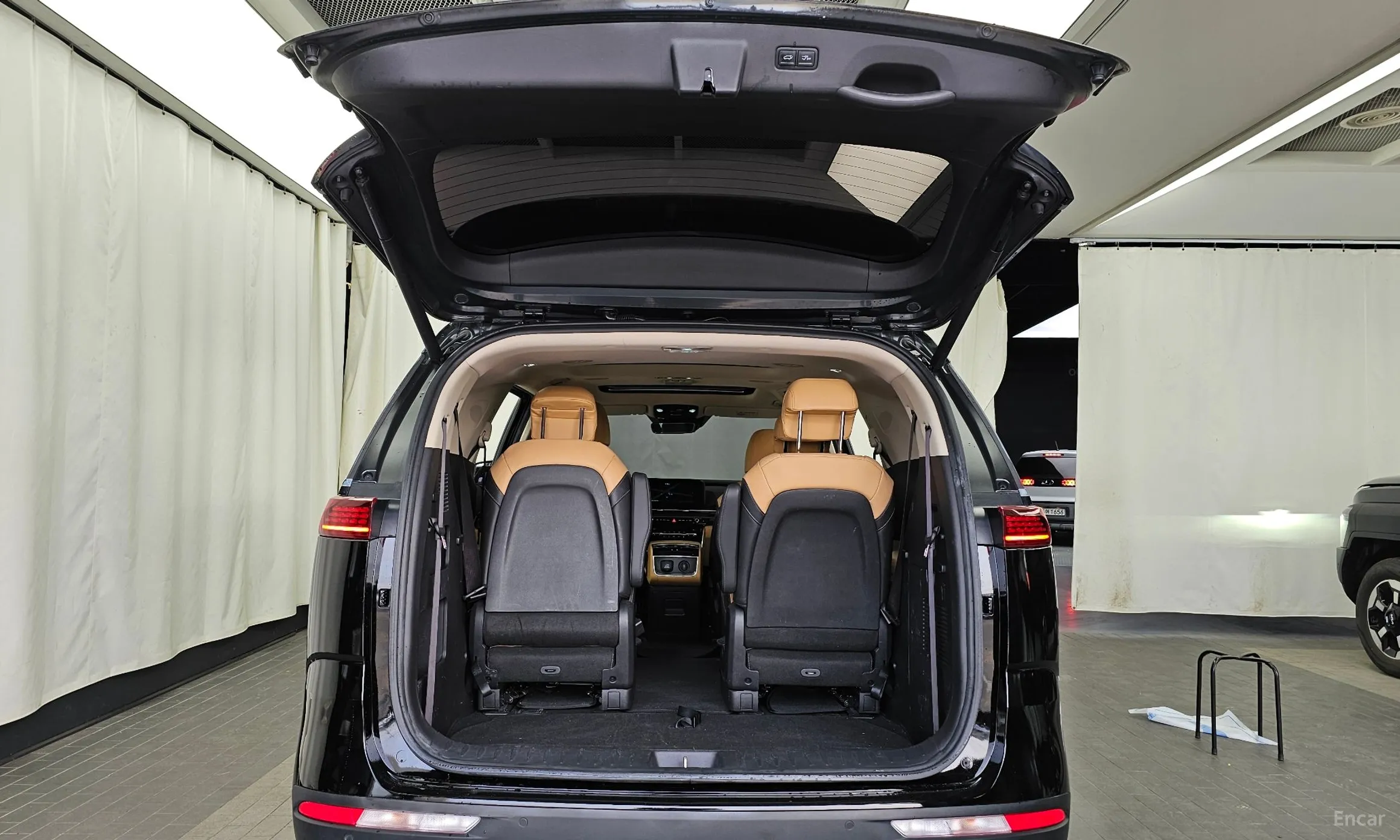 Kia Carnival Gen 4 превью 20